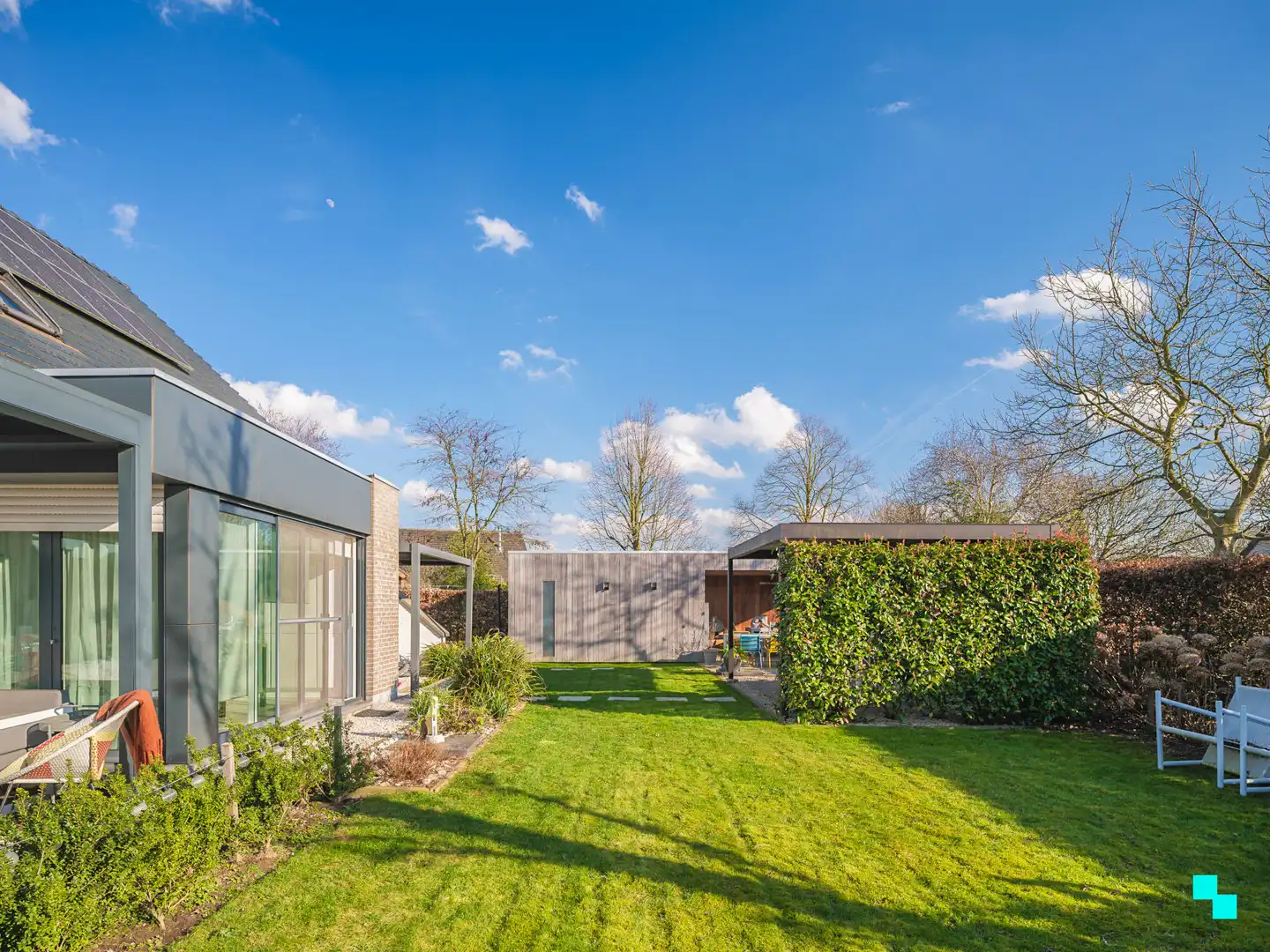 Villa met zonnige tuin en vier slaapkamers te Oostakker foto 25