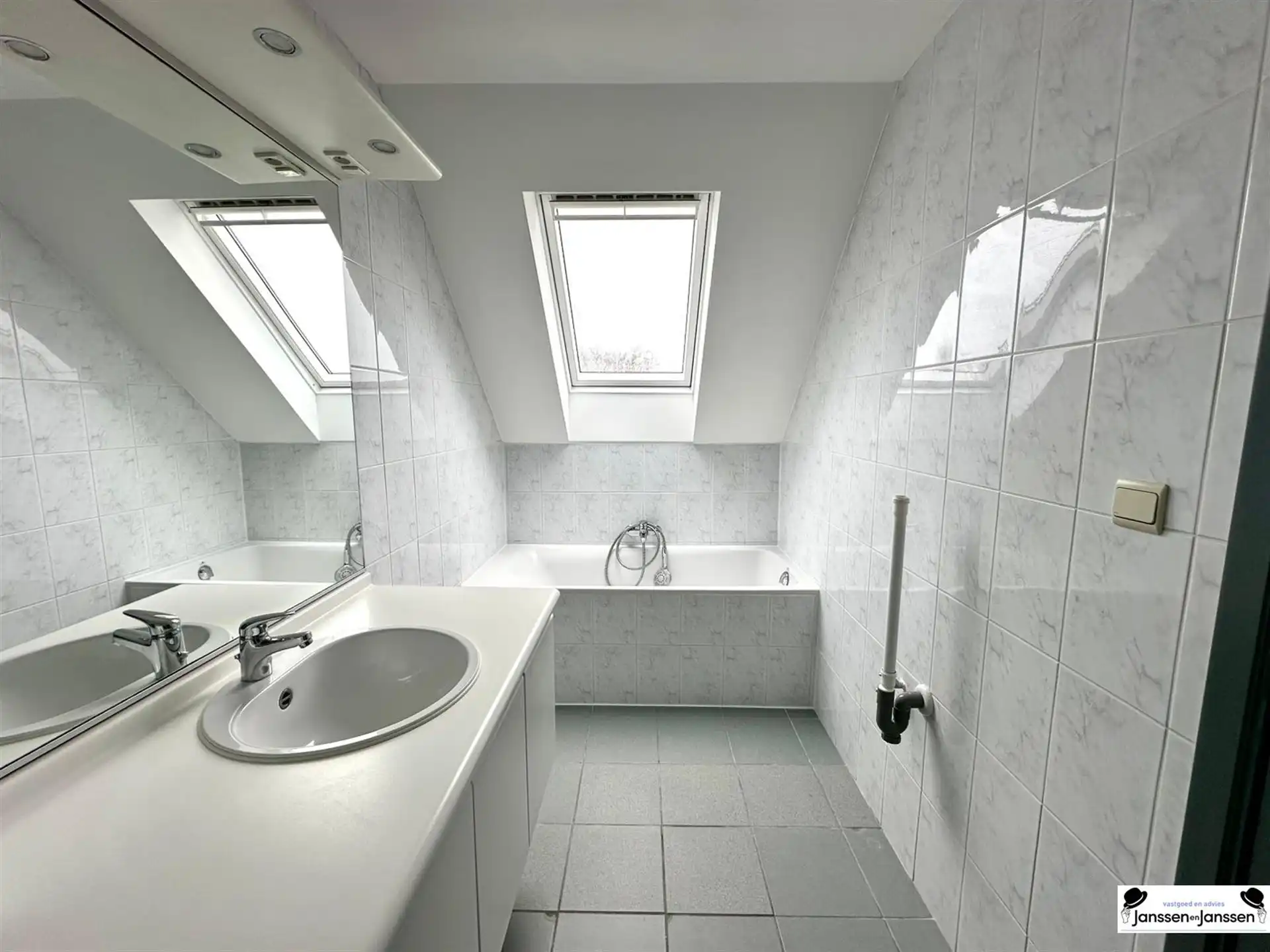 Ruim 1-slaapkamer appartement te huur in centrum Wuustwezel foto 7