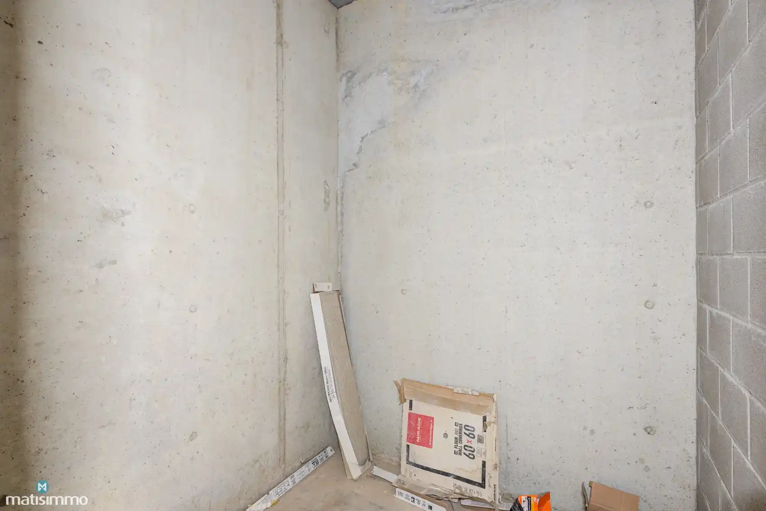 LUXUEUS AFGEWERKT APPARTEMENT MET 2 SLAAPKAMERS, OVERDEKT TERRAS, KELDERBERGING EN ONDERGRONDSE AUTOSTAANPLAATS IN BILZEN CENTRUM foto 19