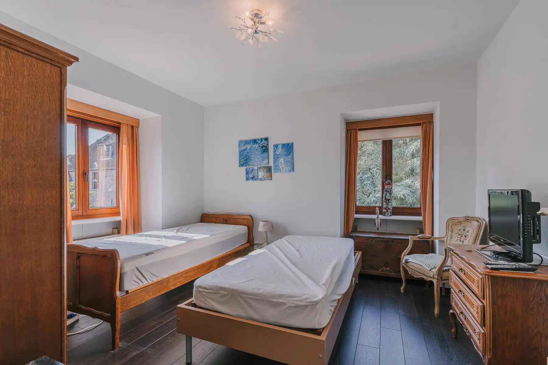 Royale villa op groot perceel met vergunde schuur foto 15