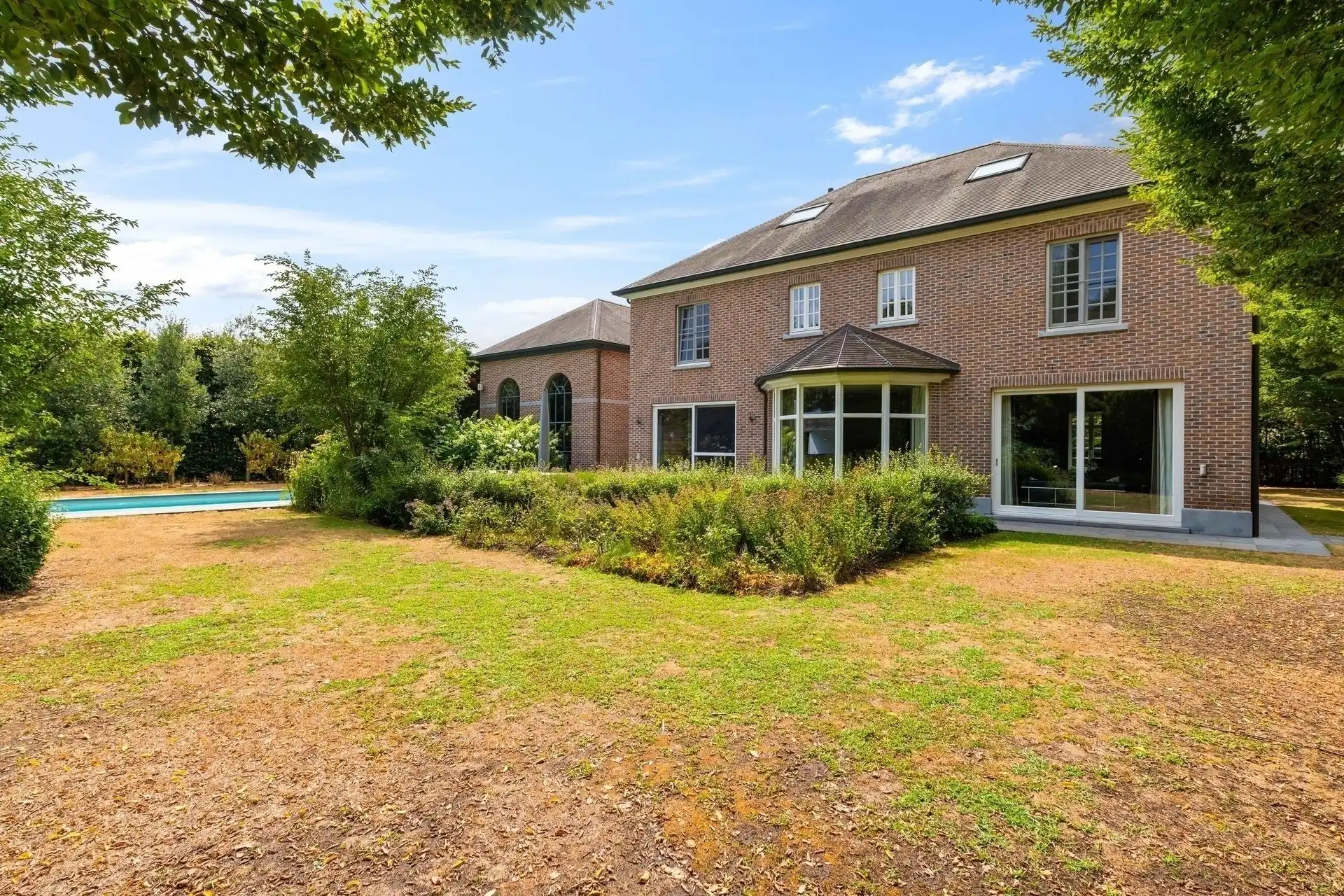 prachtig gelegen villa met verzorgde tuin en zwembad foto 44