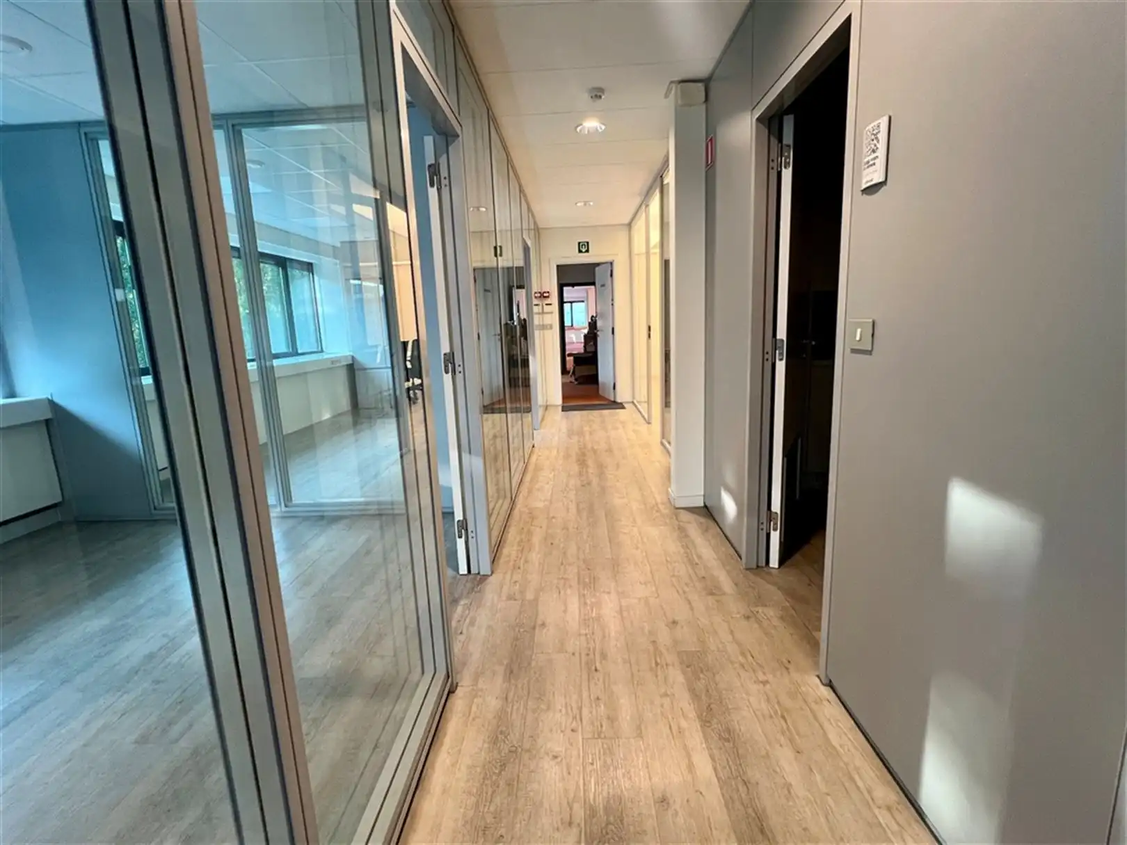 Kantoren op uitstekend bereikbare ligging  foto 6