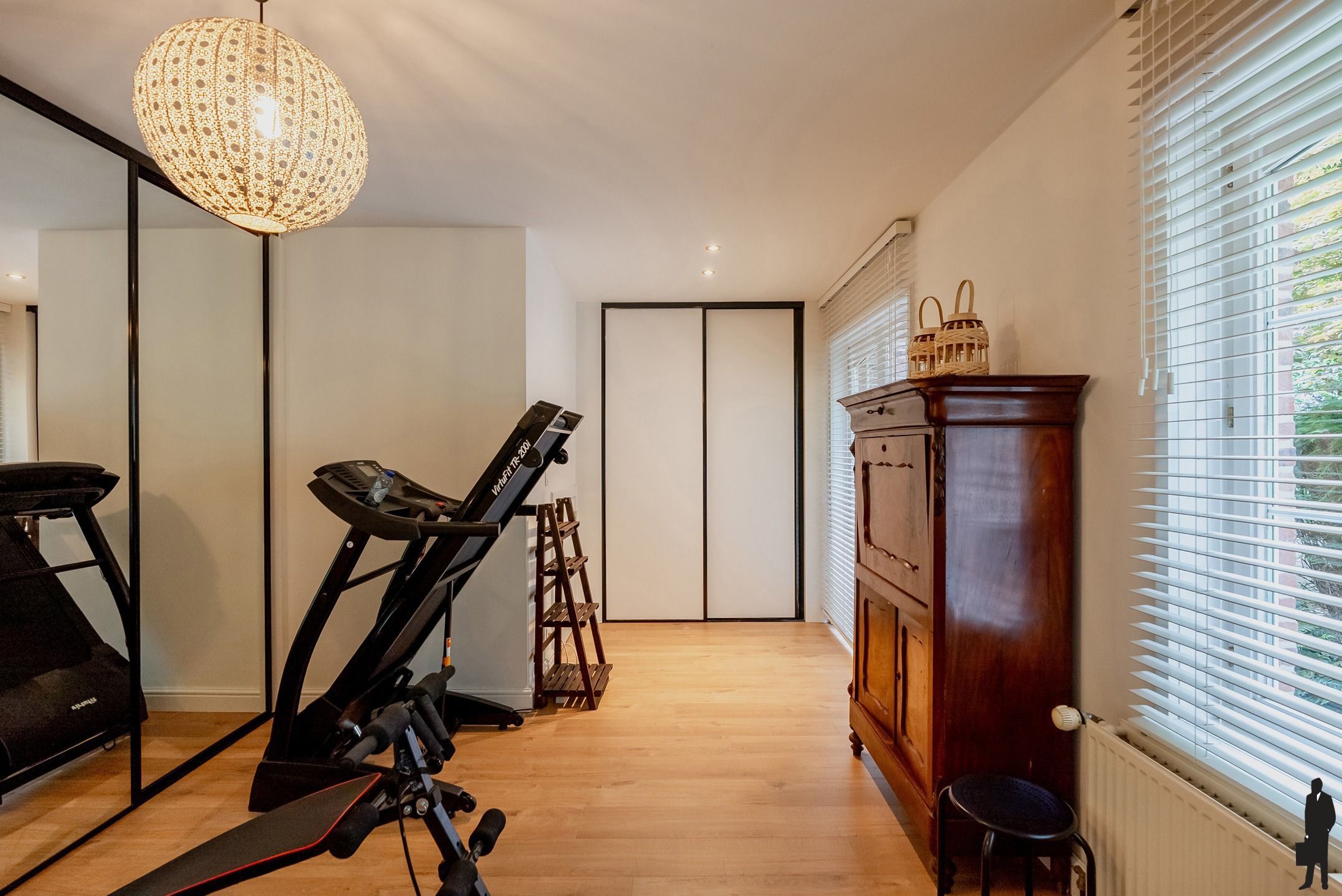 Exclusieve villa met zwemvijver op 2.543 m² foto 22