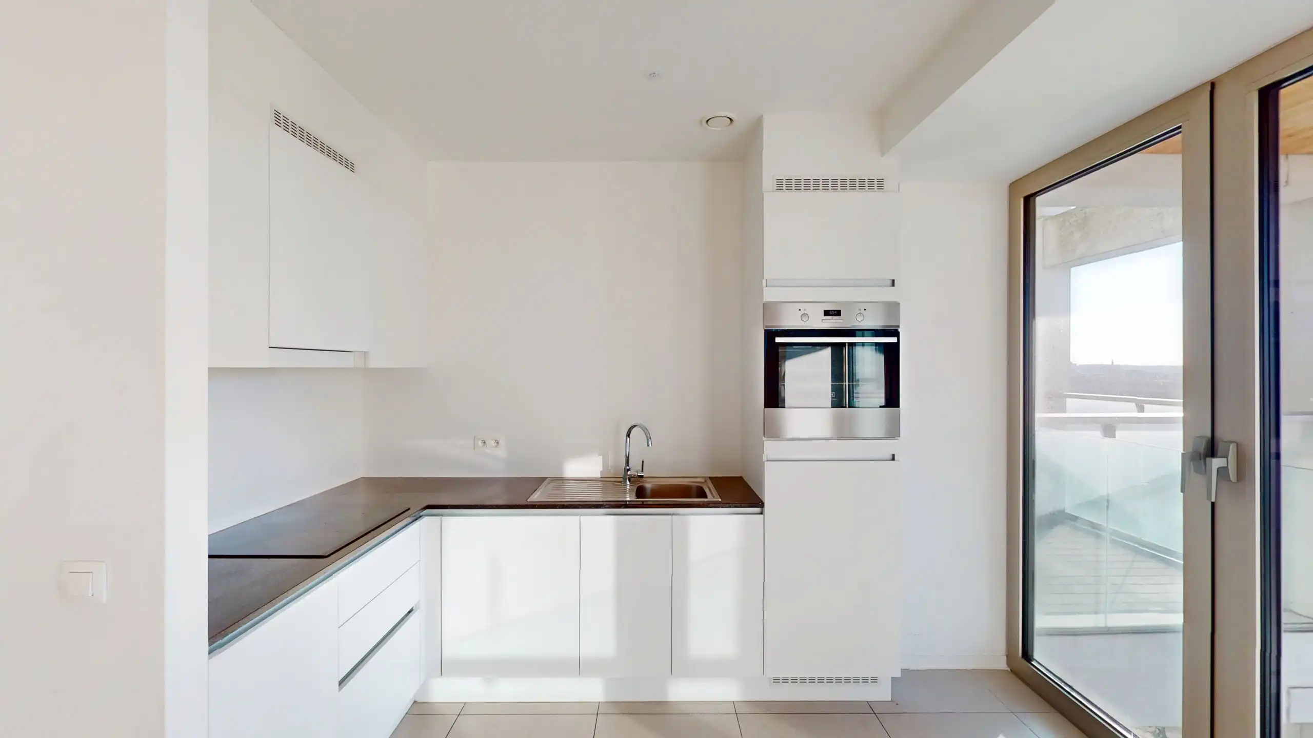 ANTWERPEN-ZUID. Appartement met zicht op de Schelde. foto 3