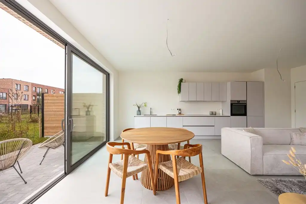 Nieuwbouwwoning onder registratie op toplocatie foto 5