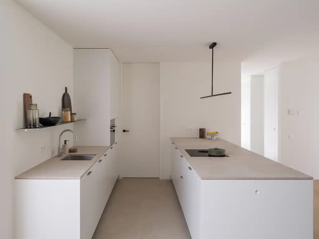 Hoogwaardig afgewerkte parkwoning met een bureauruimte op het GLV, gelegen in het gegeerde Drongen. foto 6