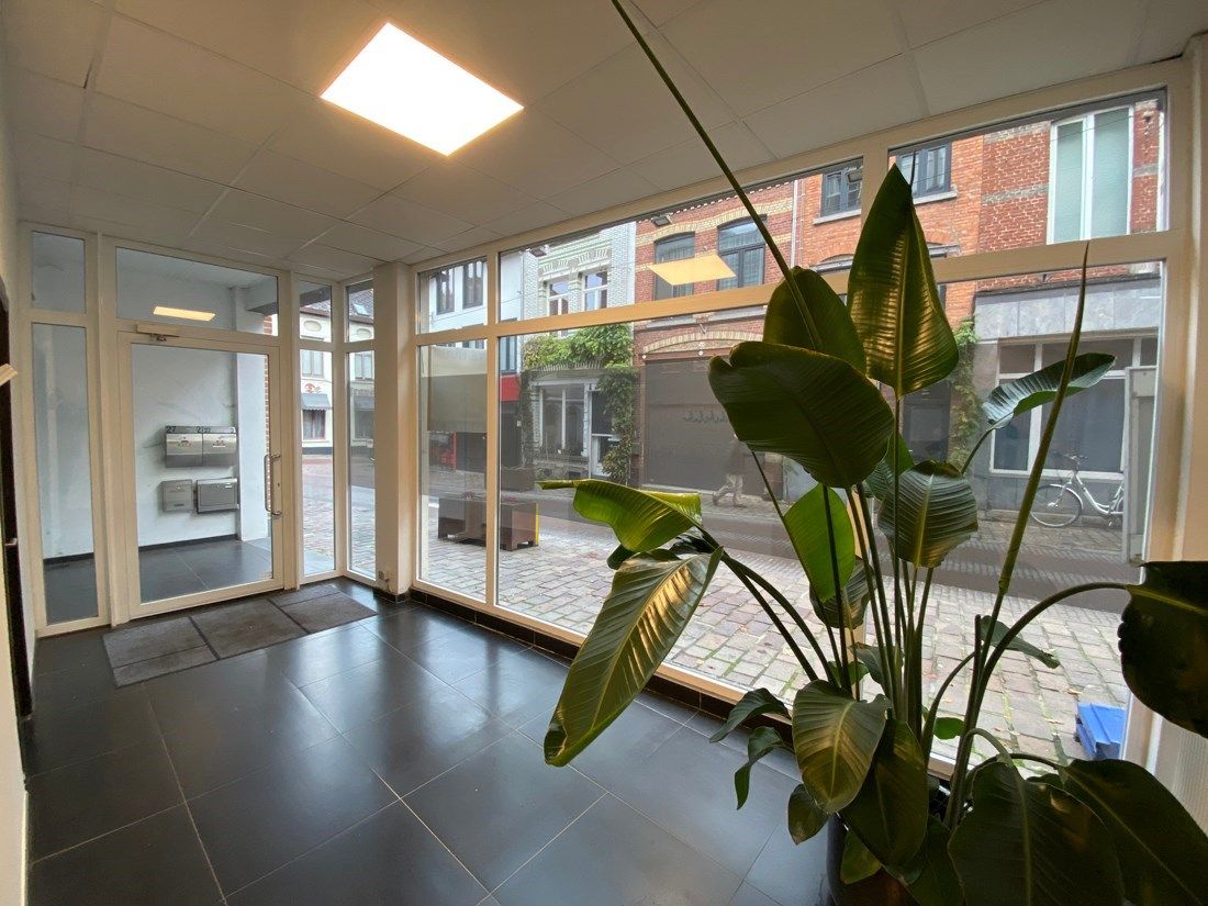 Centraal gelegen Kantoorruimte te Diest  HUUR HET EERSTE JAAR AAN ACTIEVOORWAARDEN foto 2