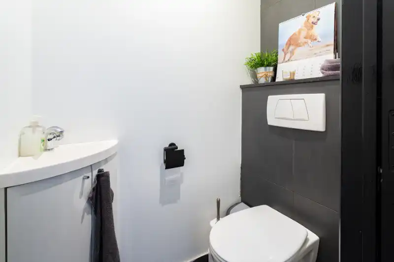 Verrassend ruime woning met zwembad! foto 24