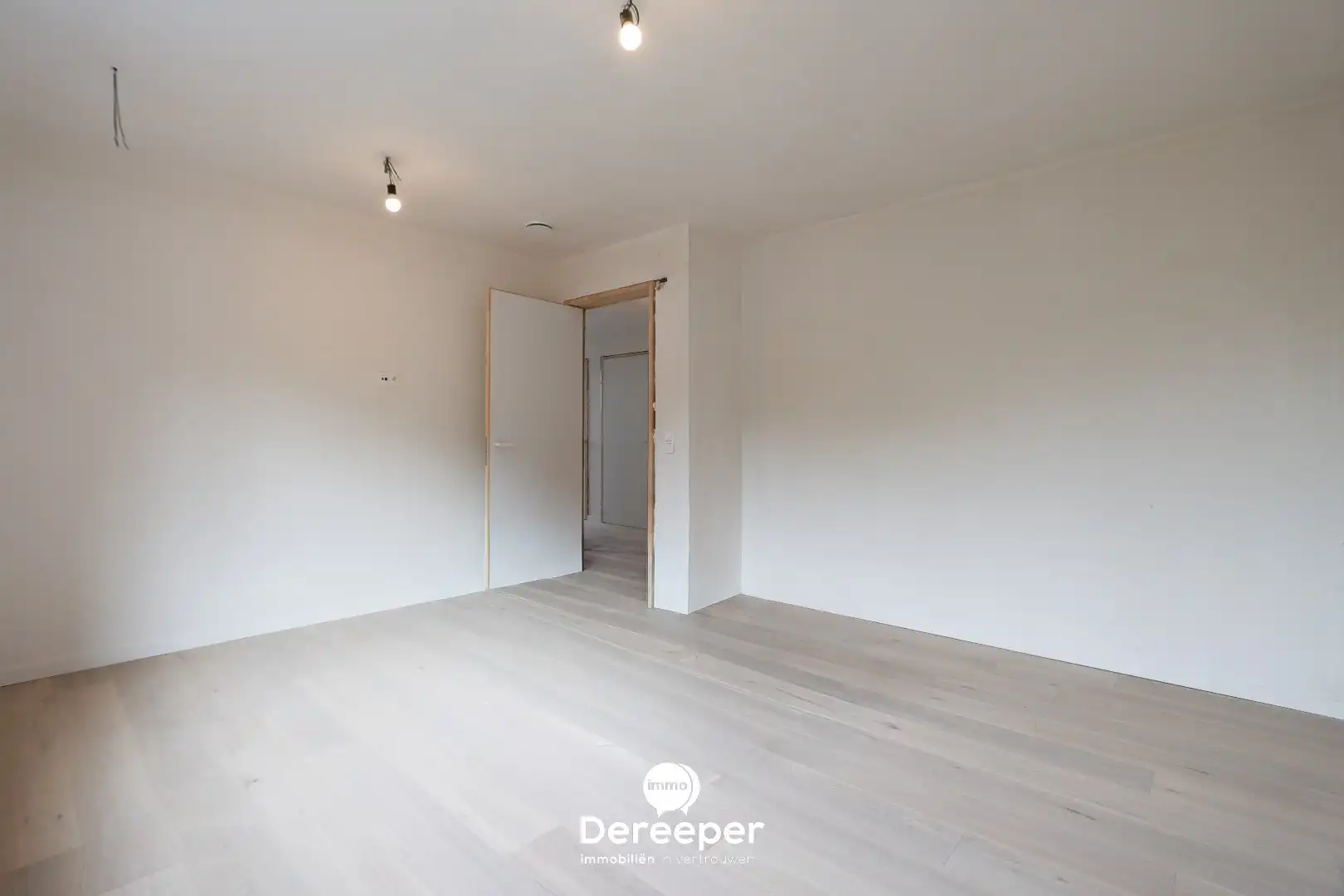 Nieuwbouwwoning met 4 slaapkamers op een uitstekende ligging in centrum Jabbeke foto 27