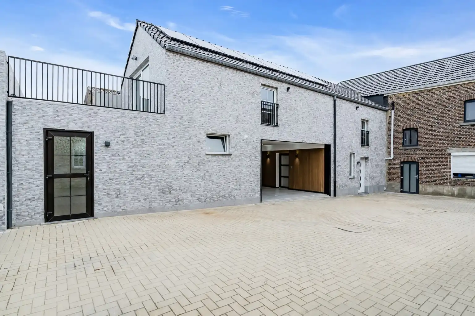 INSTAPKLARE, VOLLEDIG VERNIEUWDE EENGEZINSWONING MET APARTE LEEFUNIT EN PRACHTIG GOED UITZICHT IN HET CHARMANTE GENOELSELDEREN foto 25