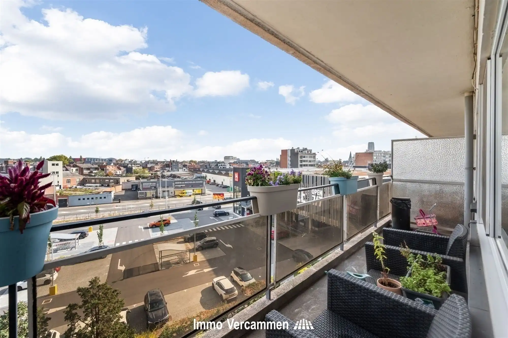 Lichtrijk appartement met 2 slaapkamers te Mechelen  foto 9