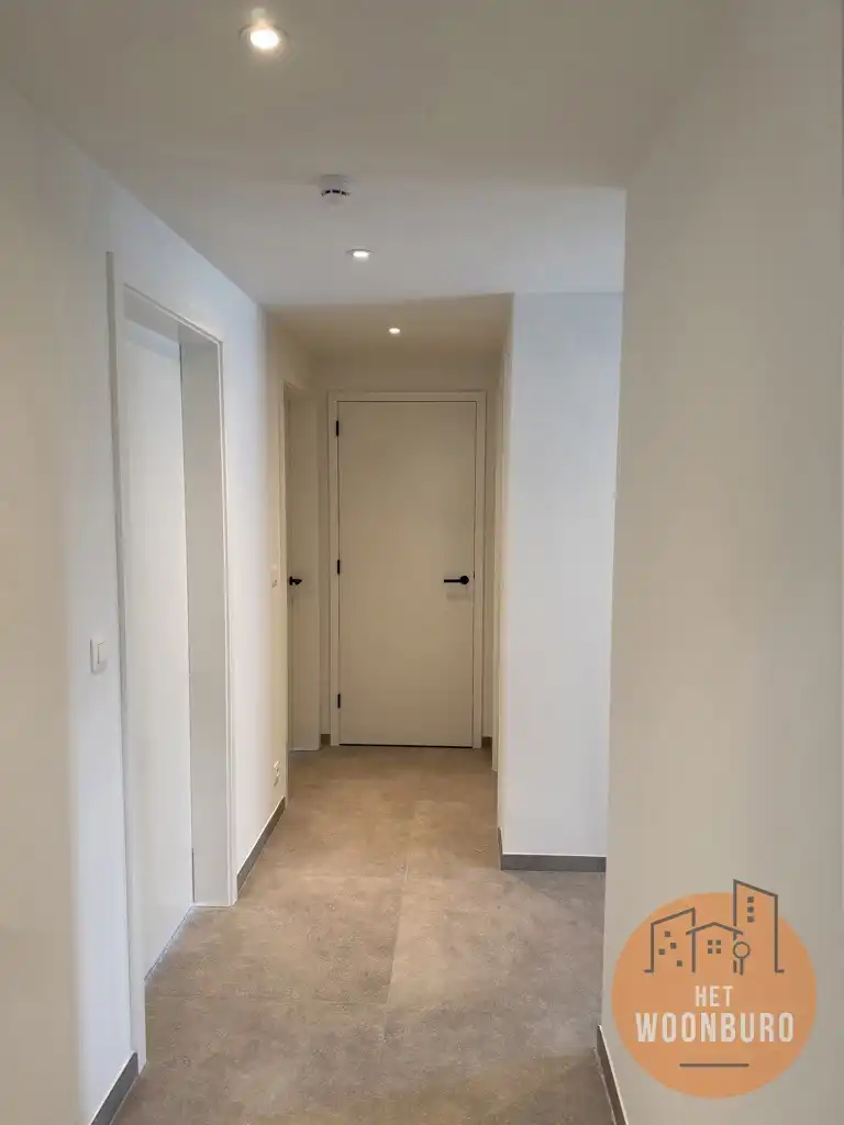 Nieuwbouw app. met 2 slpks, terras, tuin en 2 staanplaatsen foto 3