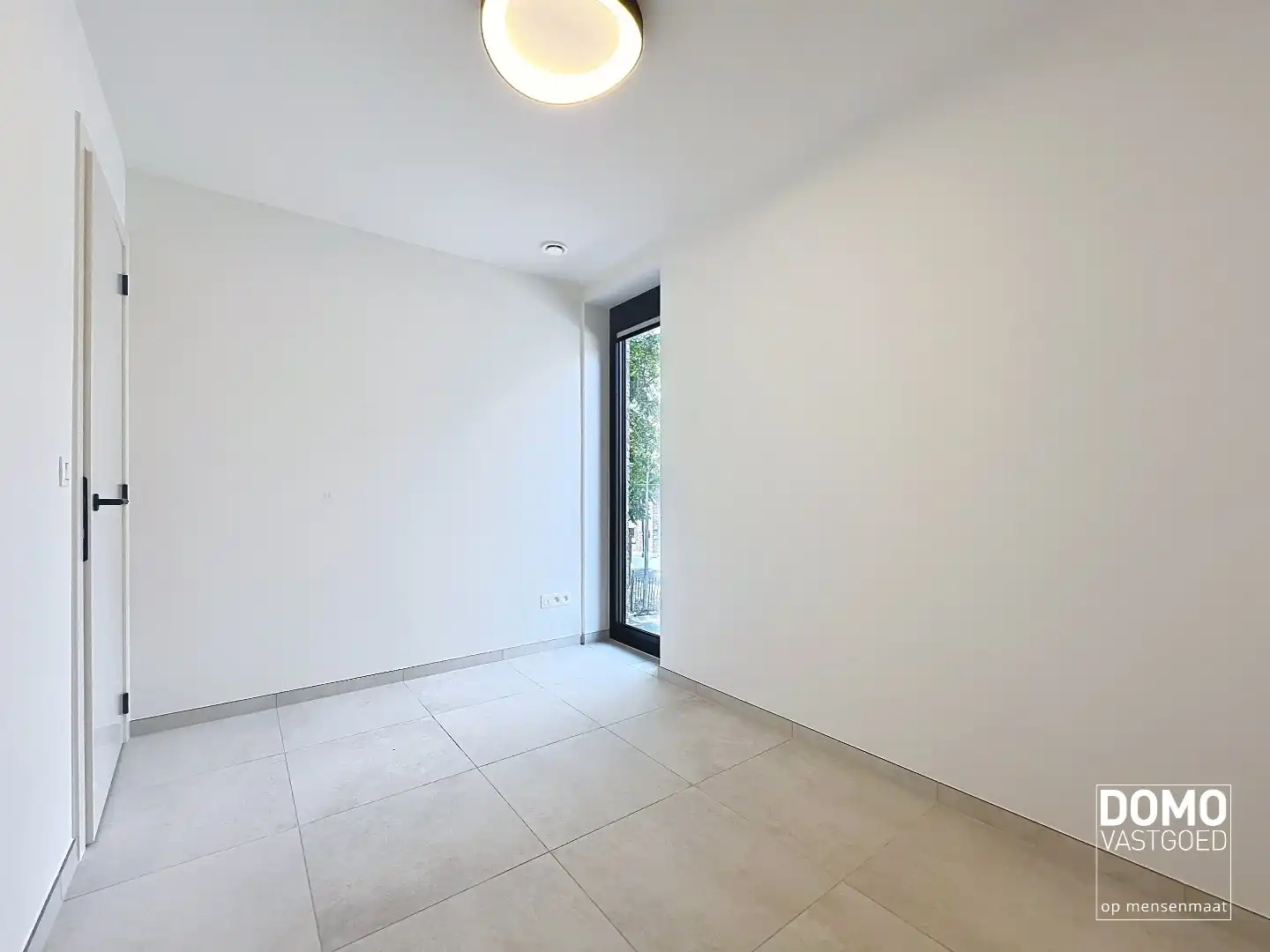 NIEUWBOUWAPPARTEMENT MET 2 SLAAPKAMERS EN TERRAS IN HET CENTRUM VAN HASSELT foto 7
