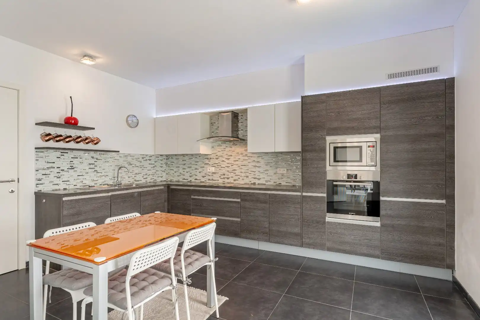 Verzorgde woning met hedendaags energiecomfort, terras, tuin en garage, ideaal voor jong gezin! foto 24