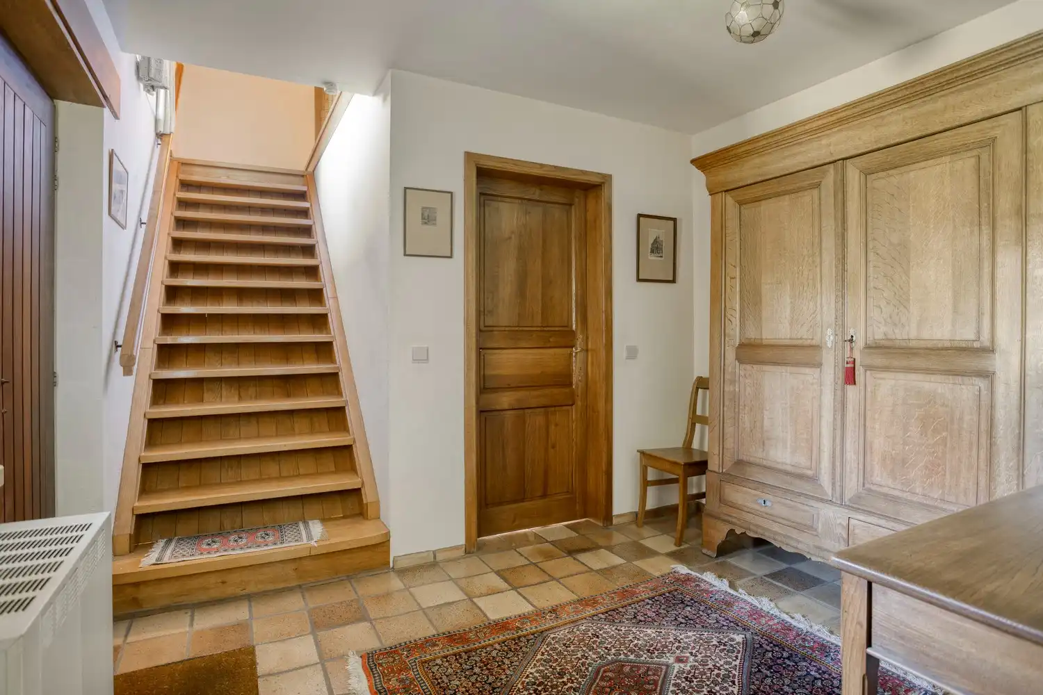 Prachtige, achterin gelegen villa op 22a15ca foto 7