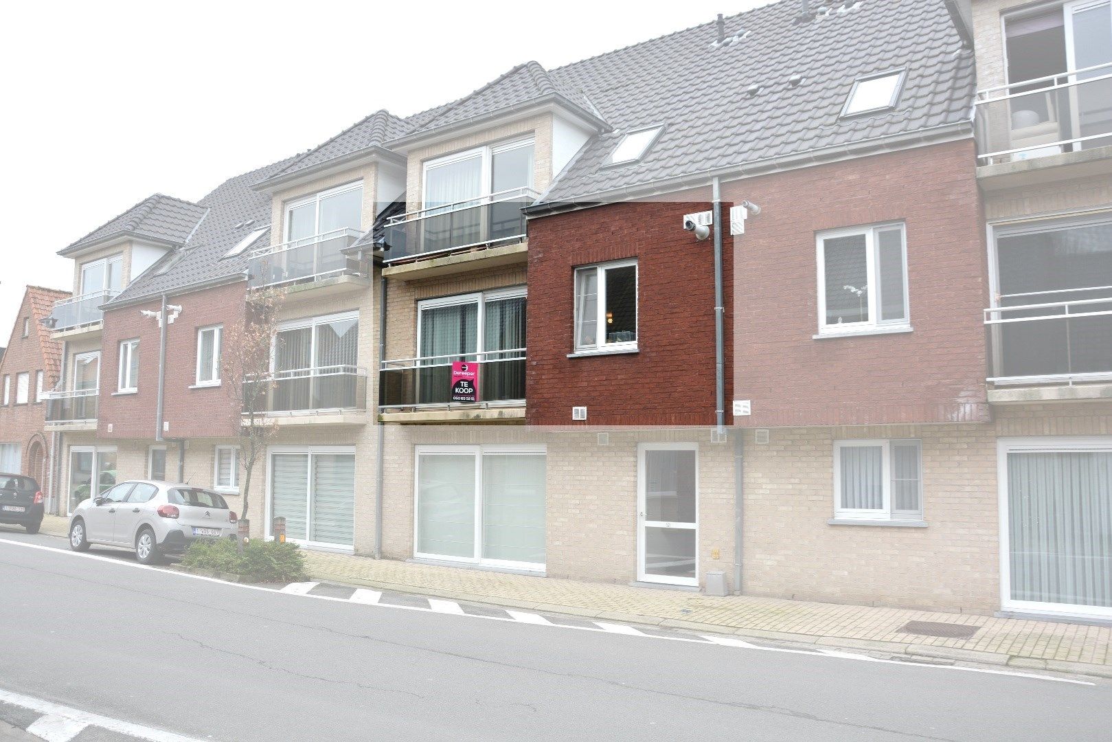 Appartement met 2 slaapkamers en garagebox foto {{pictureIndex}}