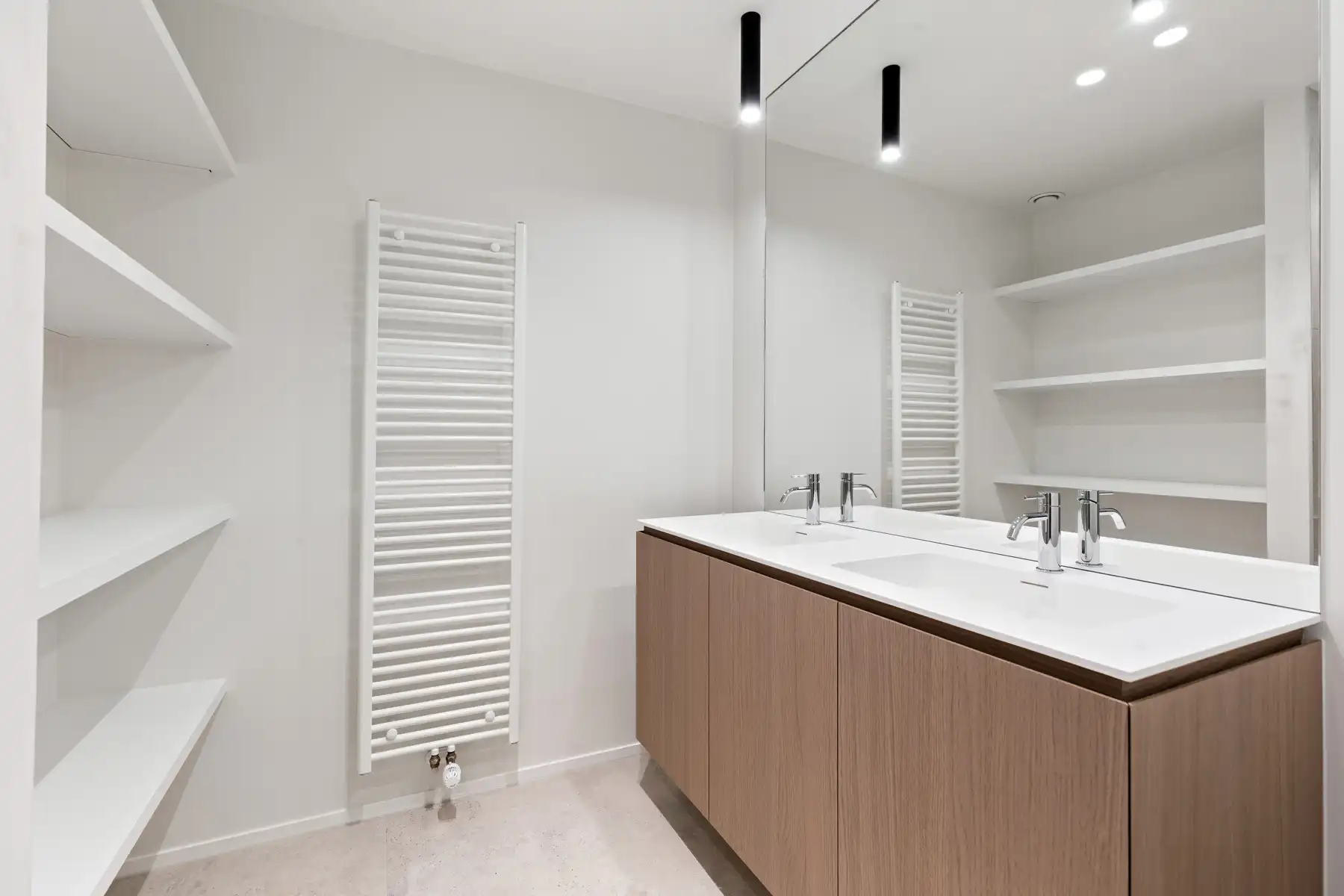 High-end  gerenoveerd met label A in hartje Brugge foto 17