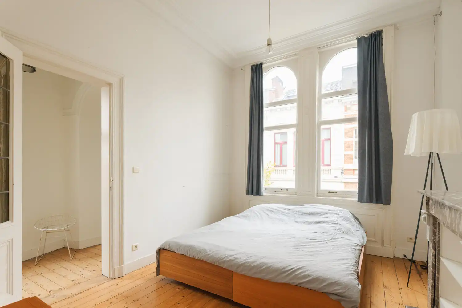 Wonen in een beschermde hoekwoning van Jos Bascourt uit 1894 is wonen in een uniek stuk Zurenborg, zonder renovatieplicht foto 13