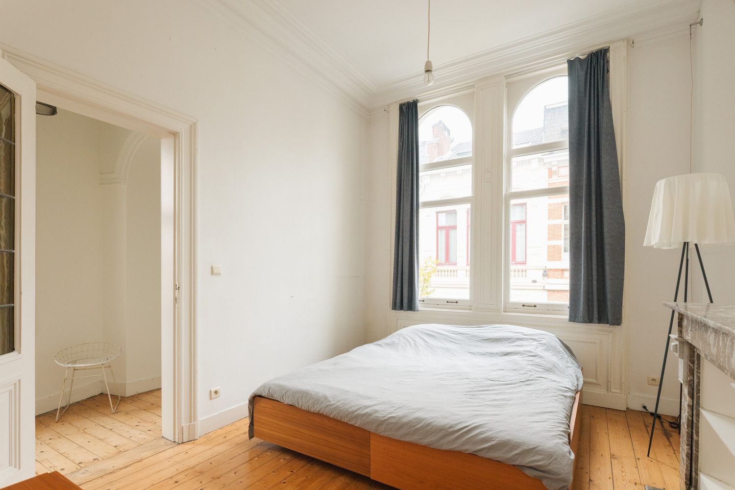 Wonen in een beschermde hoekwoning van Jos Bascourt uit 1894 is wonen in een uniek stuk Zurenborg, zonder renovatieplicht foto 13