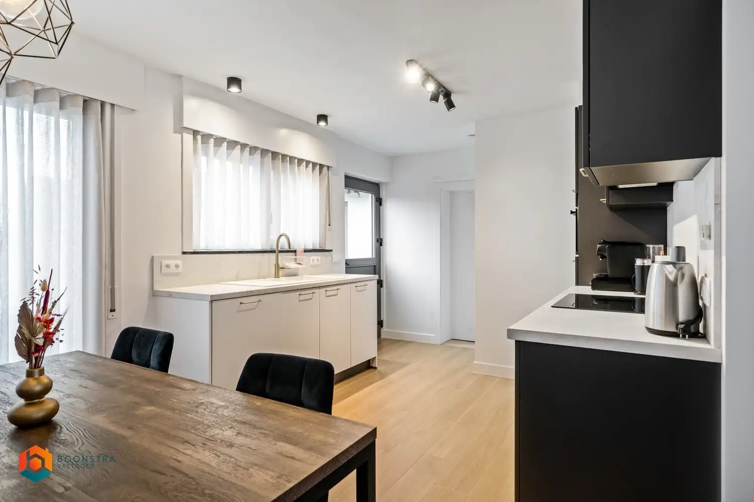 Gerenoveerde woning met 3 slpkrs te Itegem foto 6