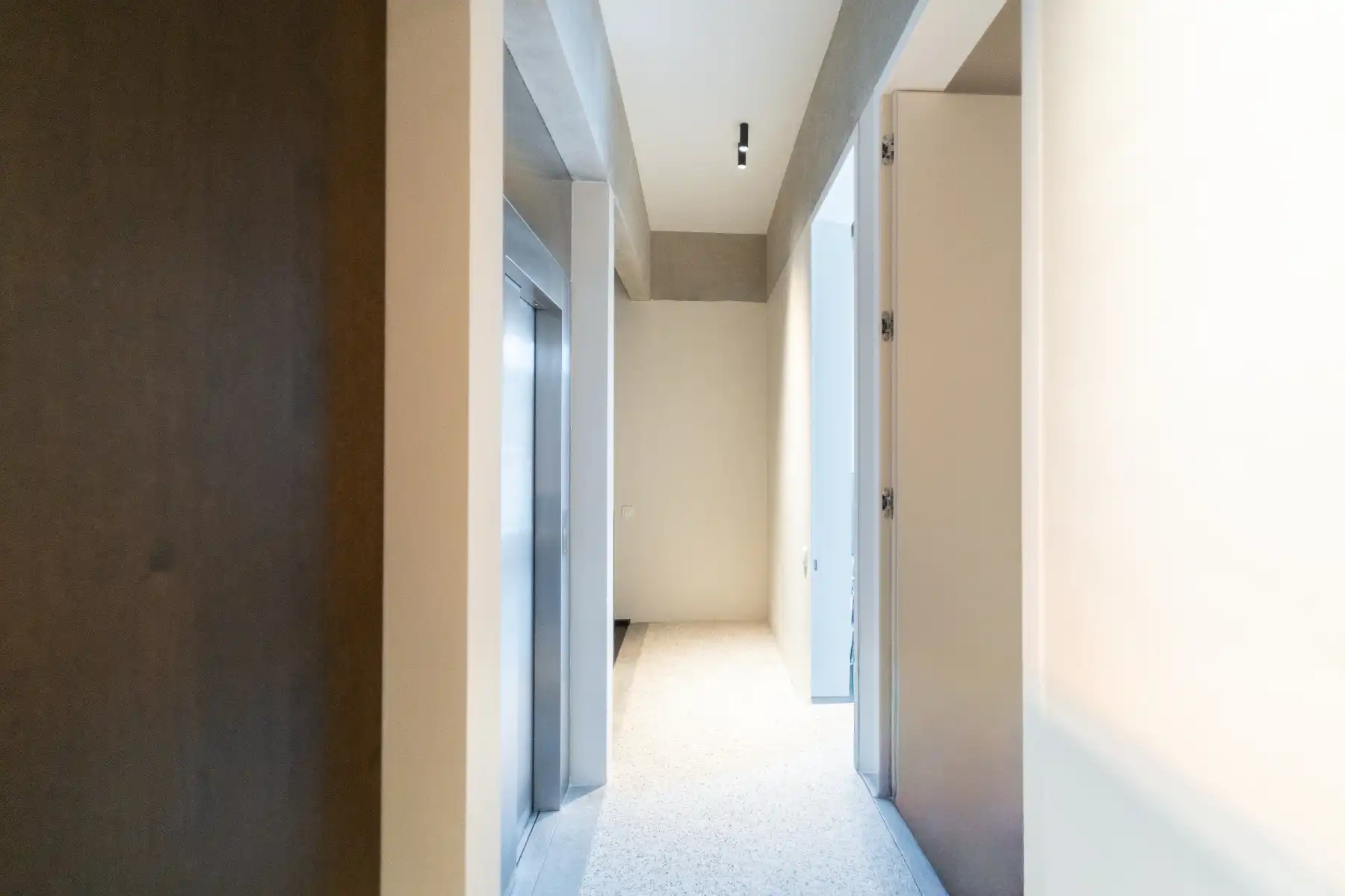 Exclusieve woning in hartje Gent foto 9