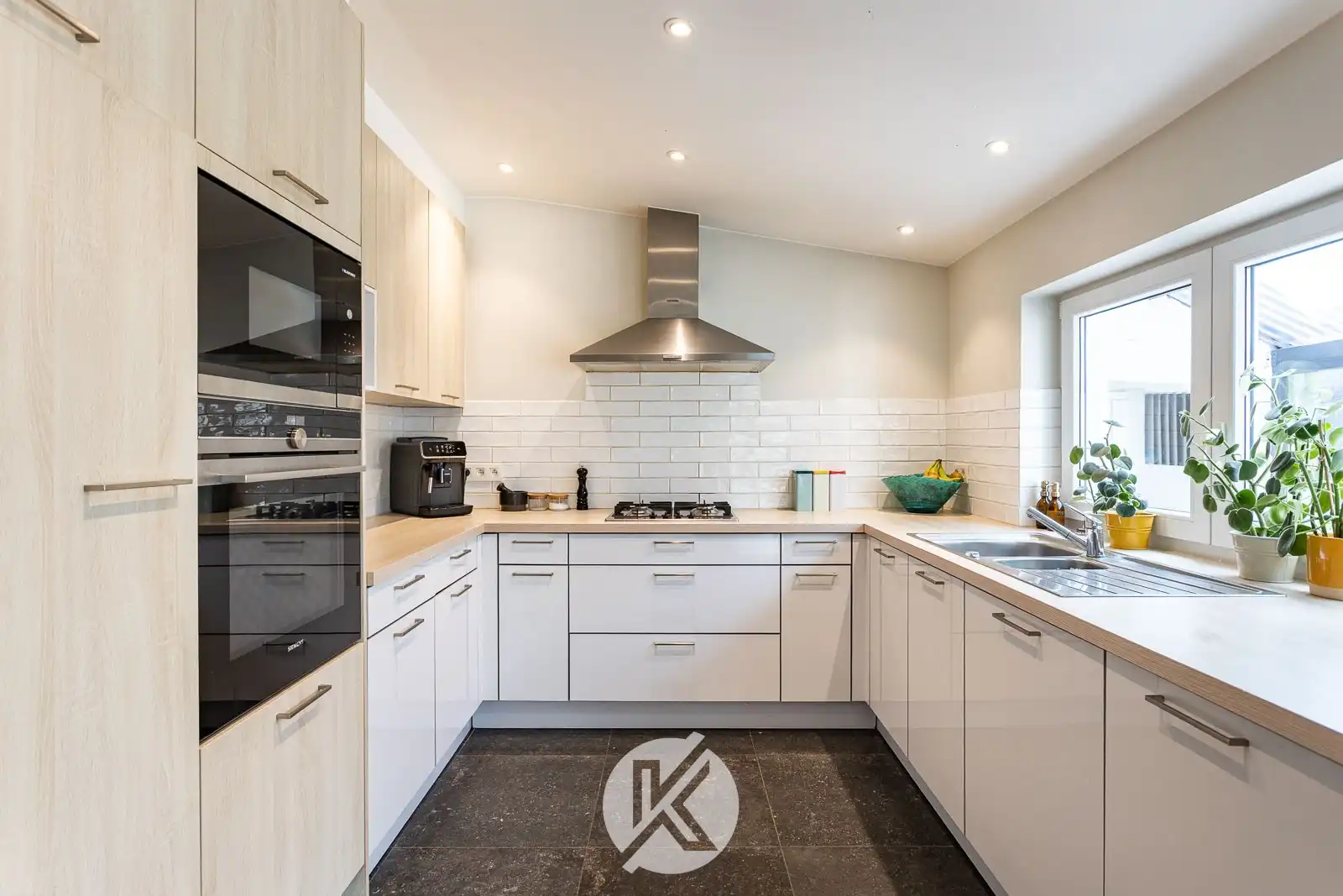 Smaakvol gerenoveerde woning nabij het centrum foto 10