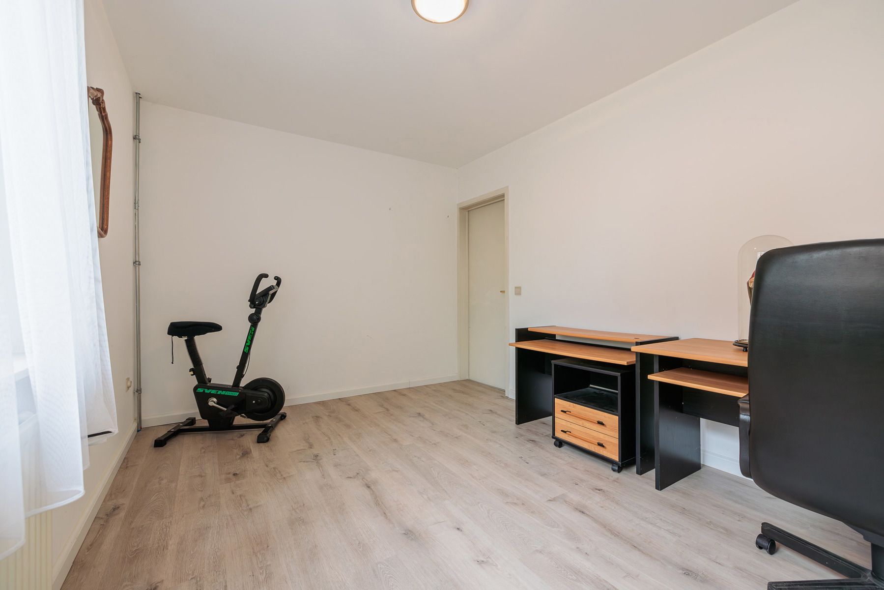 Open woning met 4slpk en volledige onderkeldering op 1.372m² foto 13