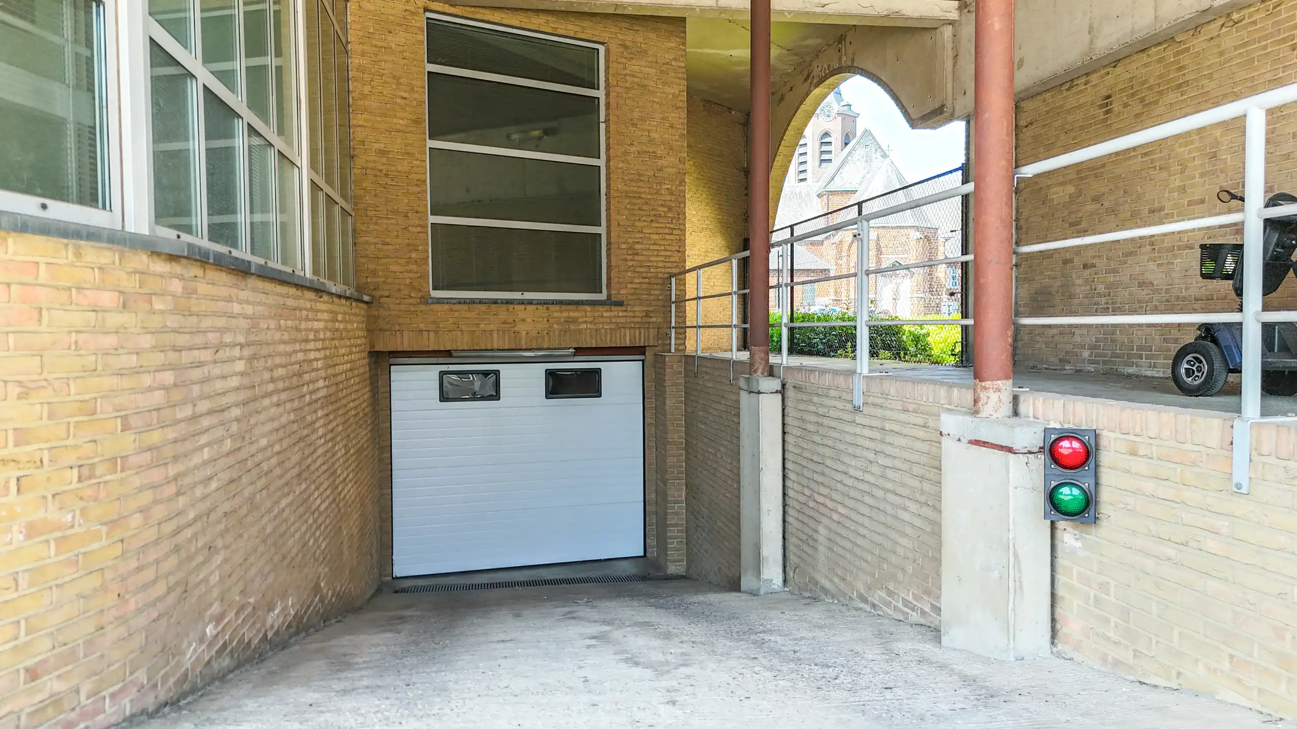 Zeer ruim kantoor op commerciële locatie in centrum Beringen foto 64