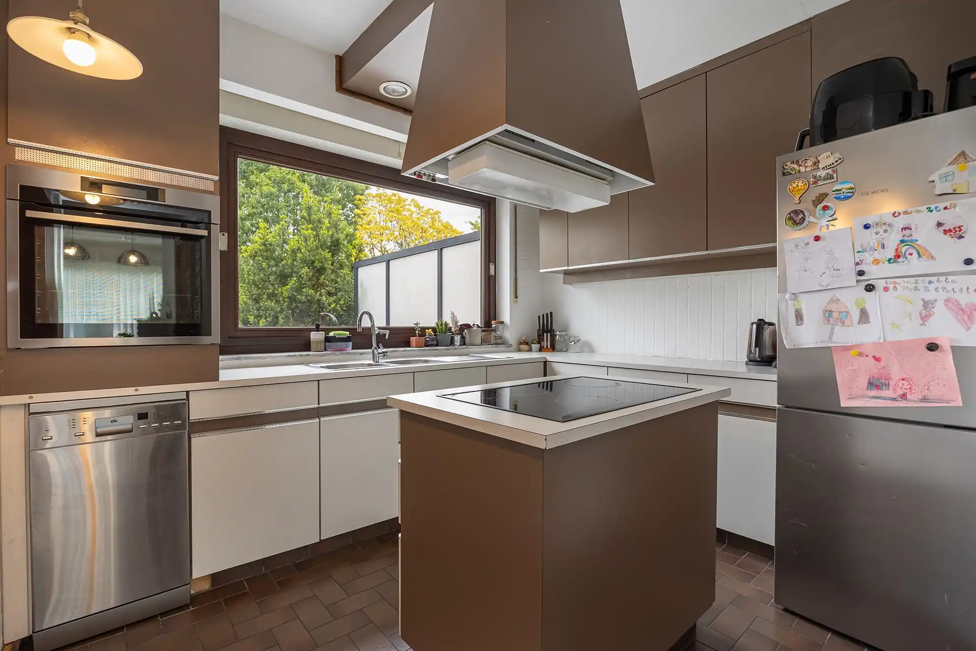 Ruime bel-etagewoning met 3 à 4 slaapkamers, garage en tuin foto 7