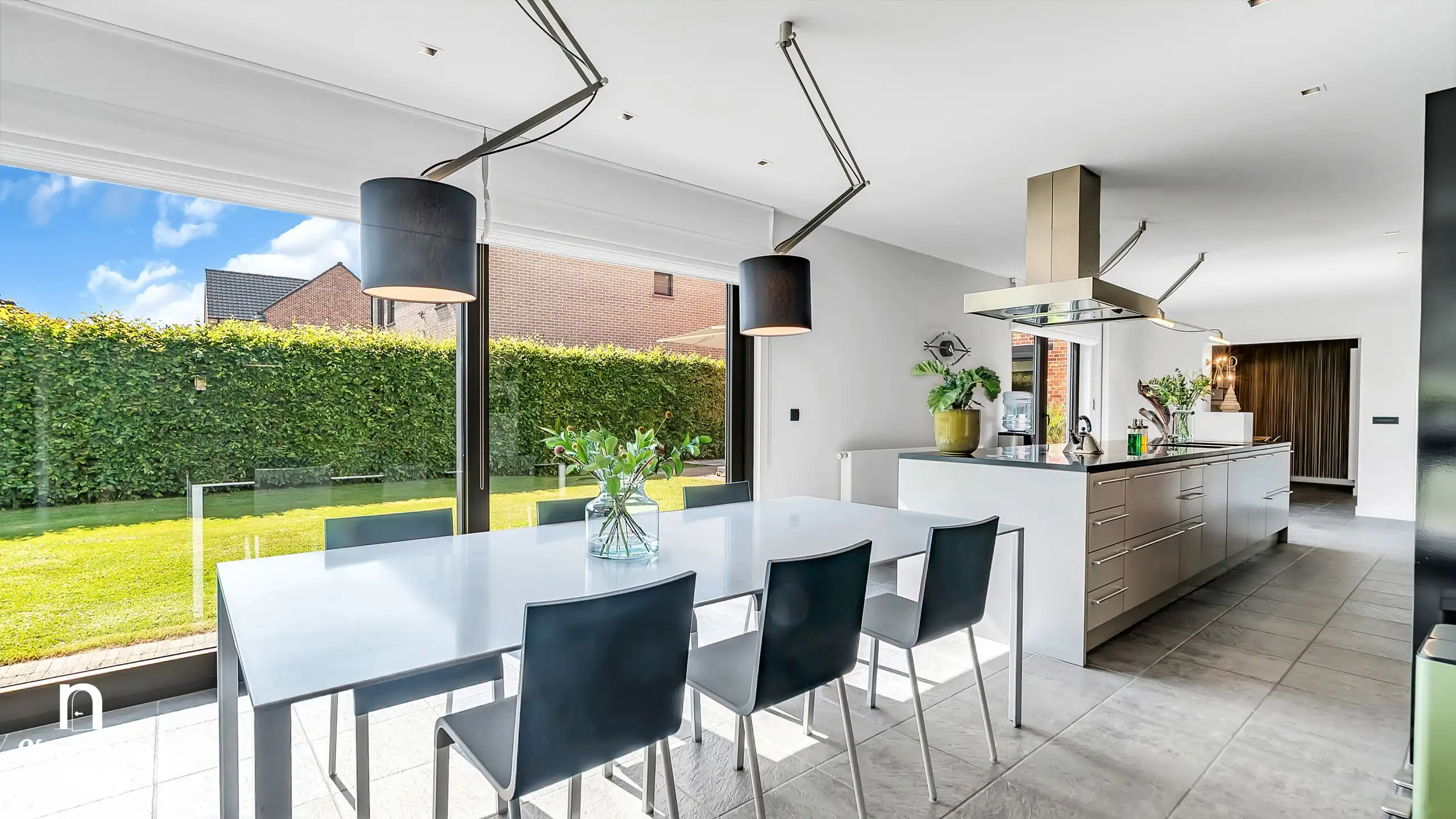 Luxe villa met karakter en hedendaags comfort in het groen foto 10