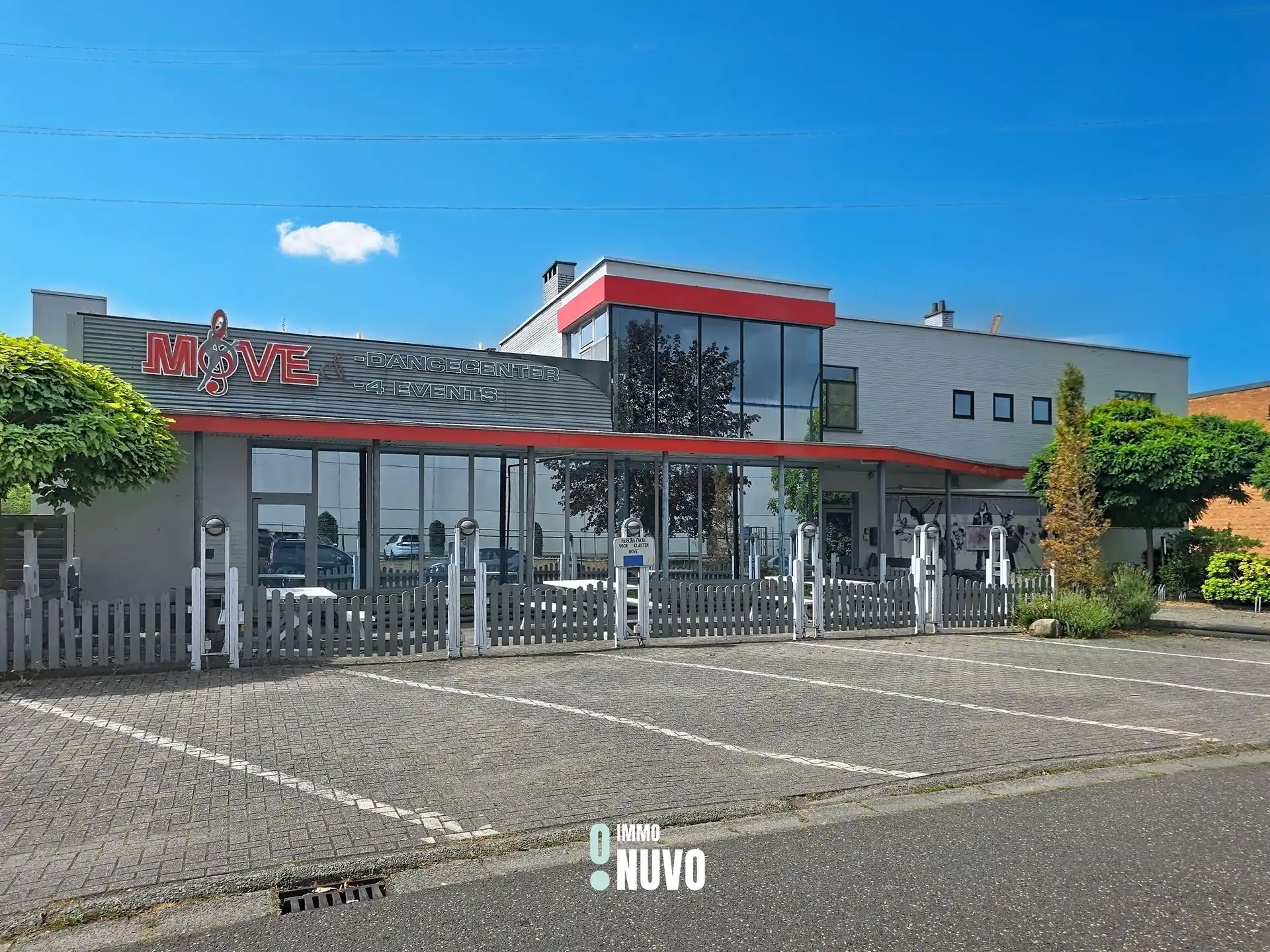 Gebouw voor gemengd gebruik foto 3