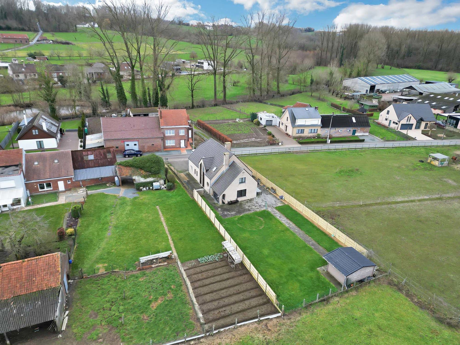 Open bebouwing op gegeerde locatie te Wambeek foto 6