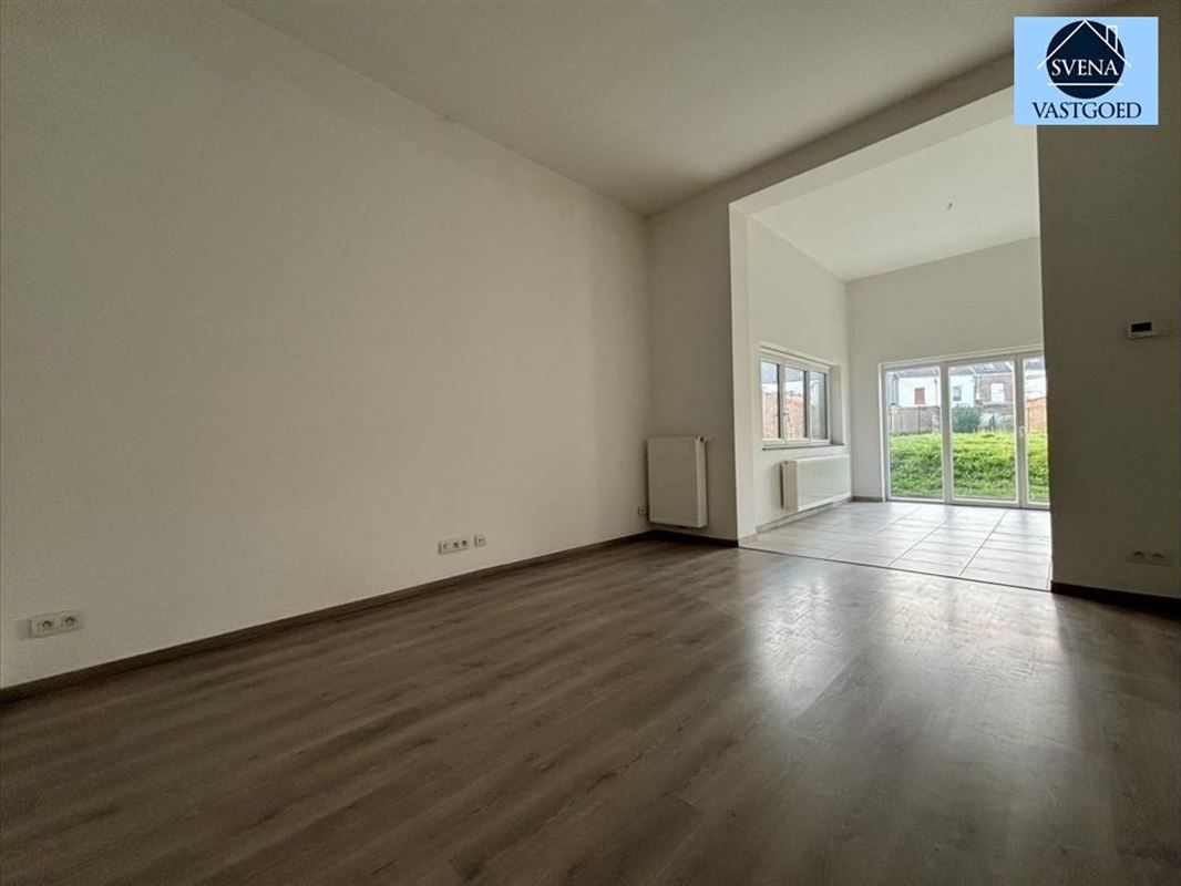 GELIJKVLOERSAPPARTEMENT MET 2 SLAAPKAMERS foto 3