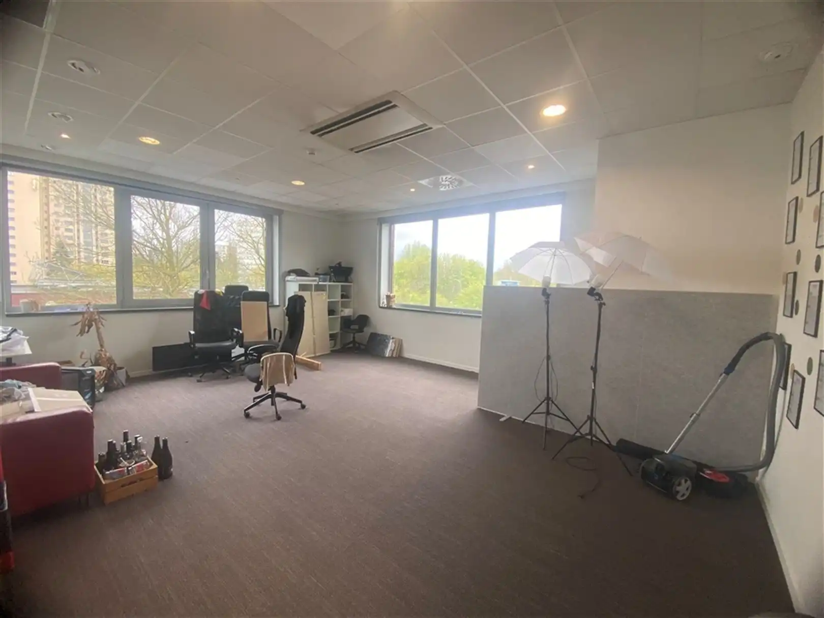 Kantoorgebouw aan de Watersportbaan foto 11