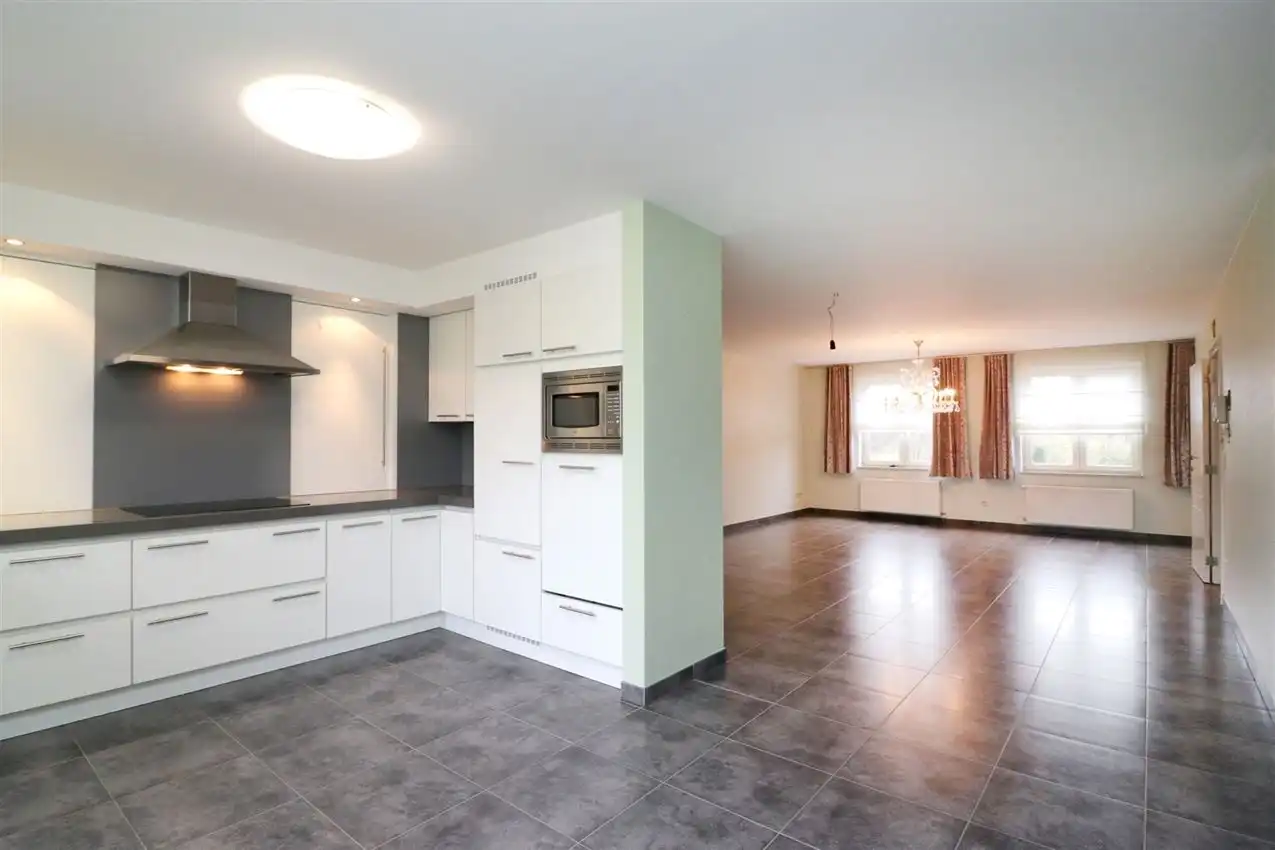 Duplex met lif tot slaapniveau, groot terras & garage foto 6