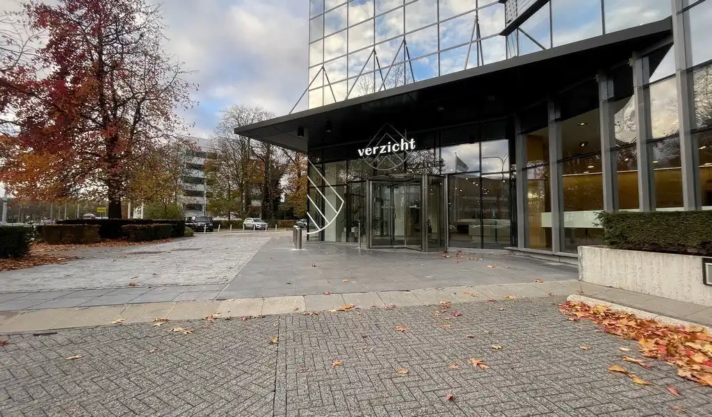 VERZICHT - Gerenoveerde kantoren te huur in Antwerpen foto 2