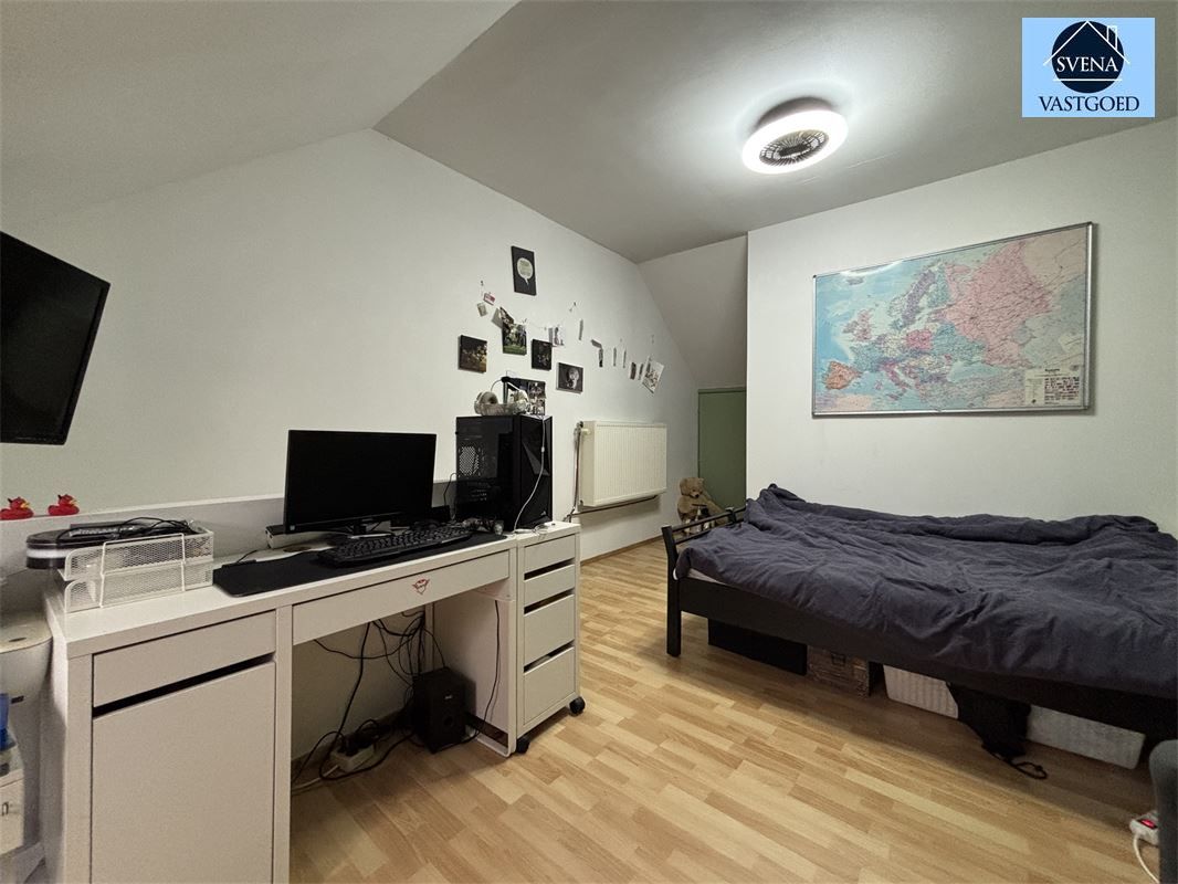 LEUKE WONING MET 3 SLAAPKAMERS GARAGE EN TUIN foto 9