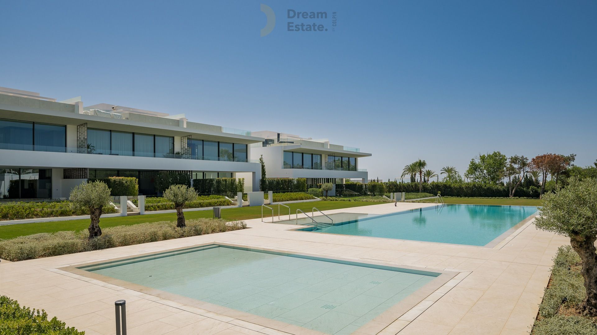 Top notch villa langs de Golden Mile met zicht op zee, Marbella. foto 47