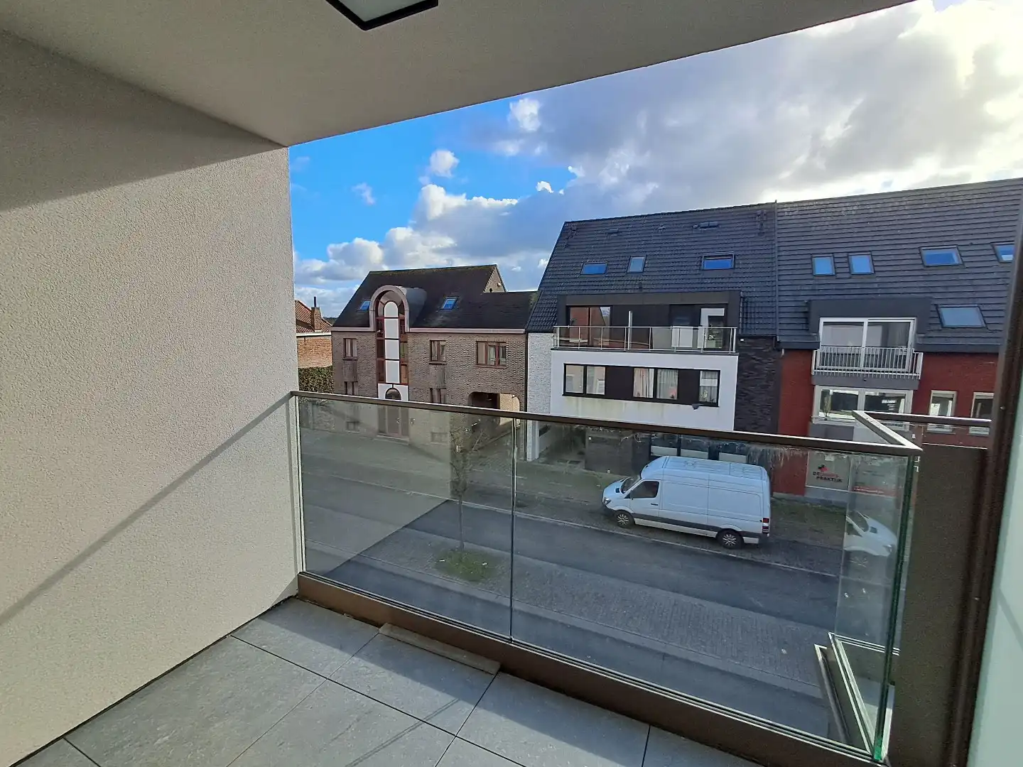 Ruim nieuwbouwappartement te Sijsele! foto 5