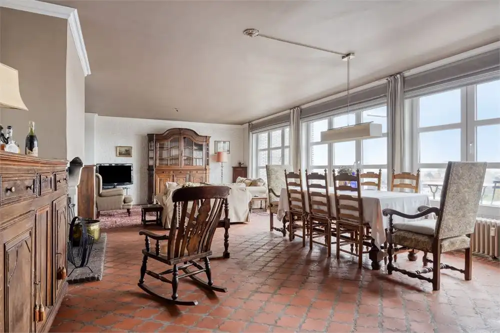 Riant appartement aan de stadsrand foto 5