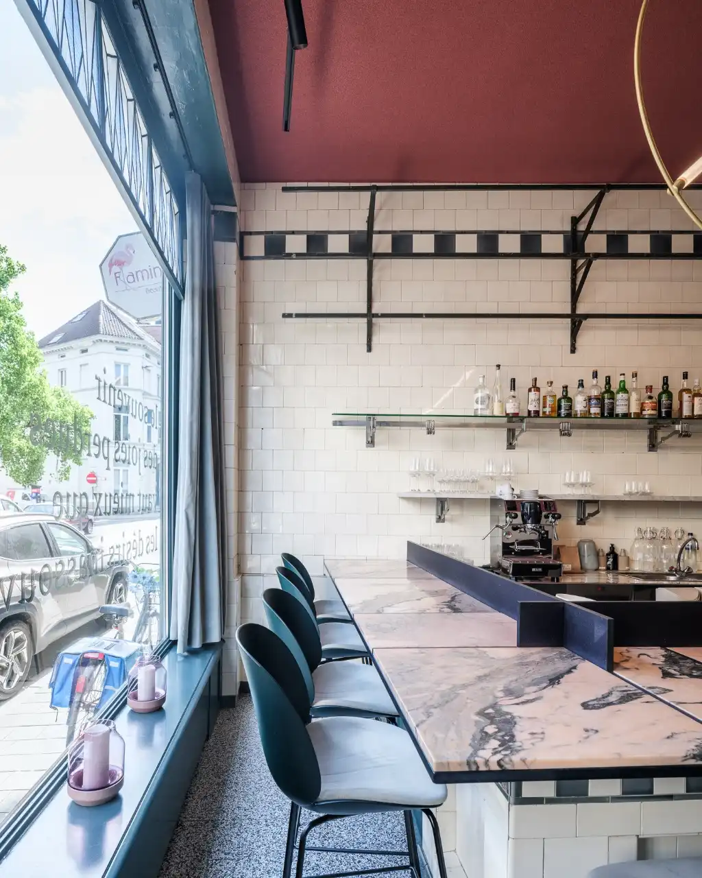 Karaktervol handelspand (restaurant + 2-slpk app) in het centrum van Gent foto 5