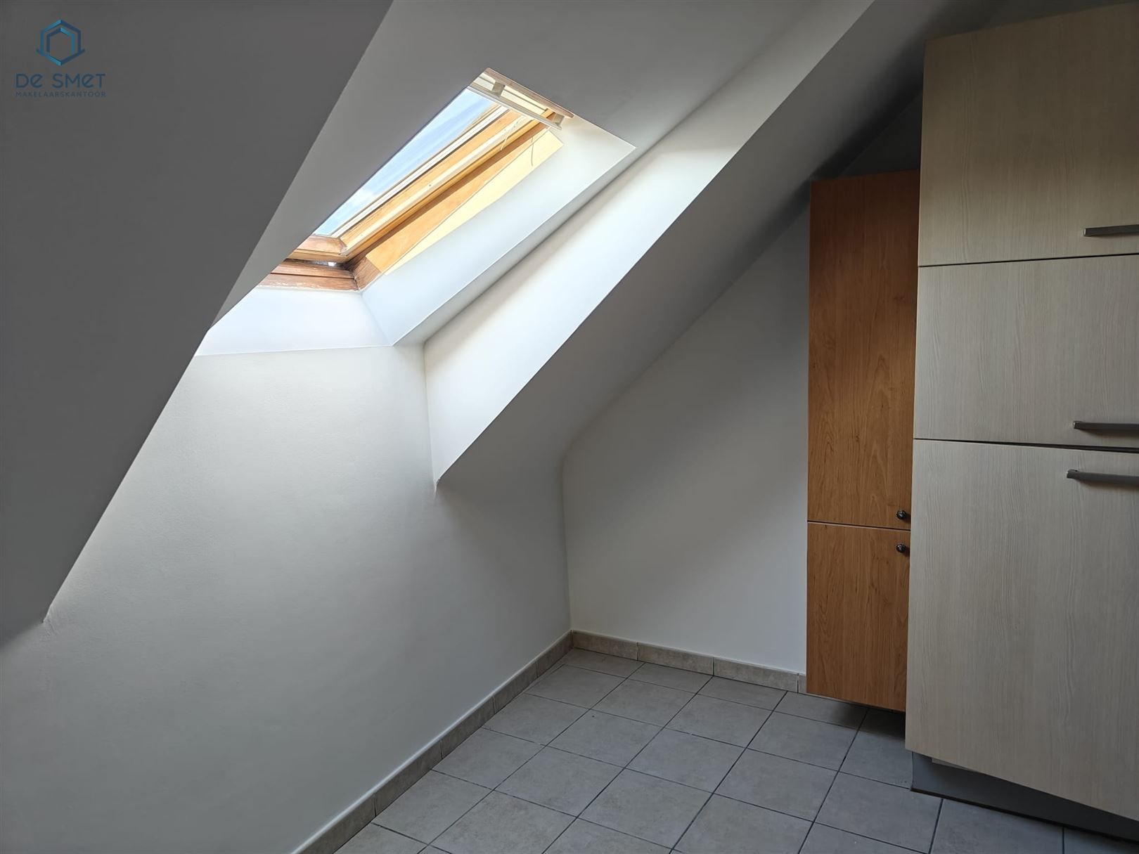 Instapklare Studio te Koop Ideale Investering op Toplocatie in Ninove foto 12