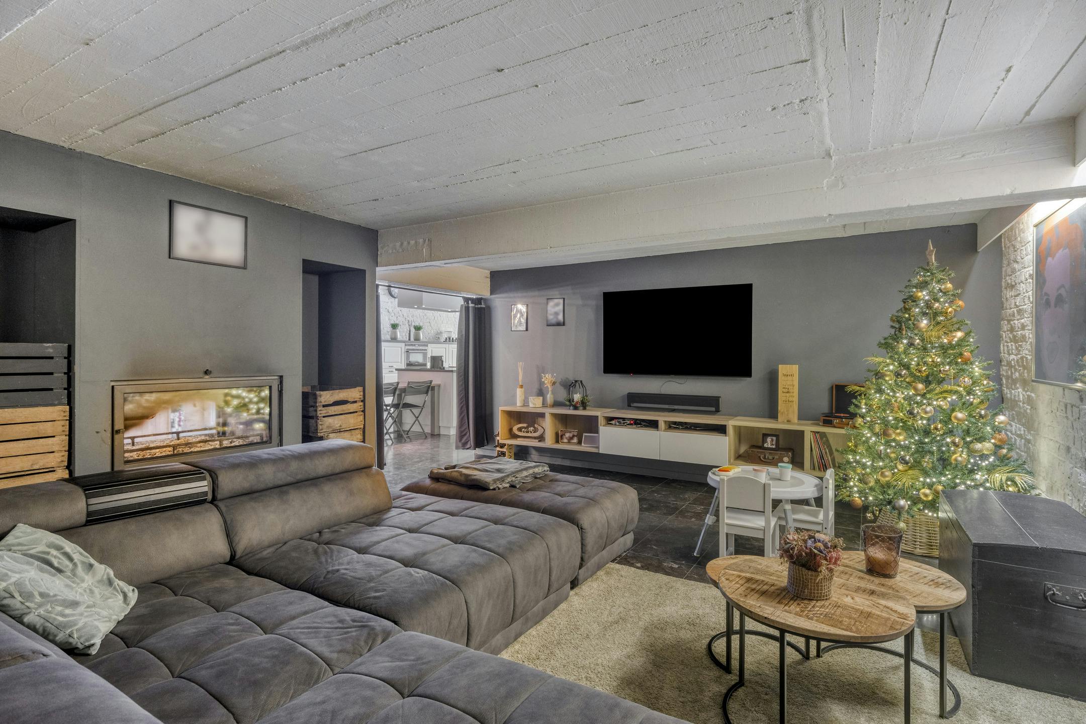 Unieke loft met 5 kamers te koop in centrum Desselgem foto 7