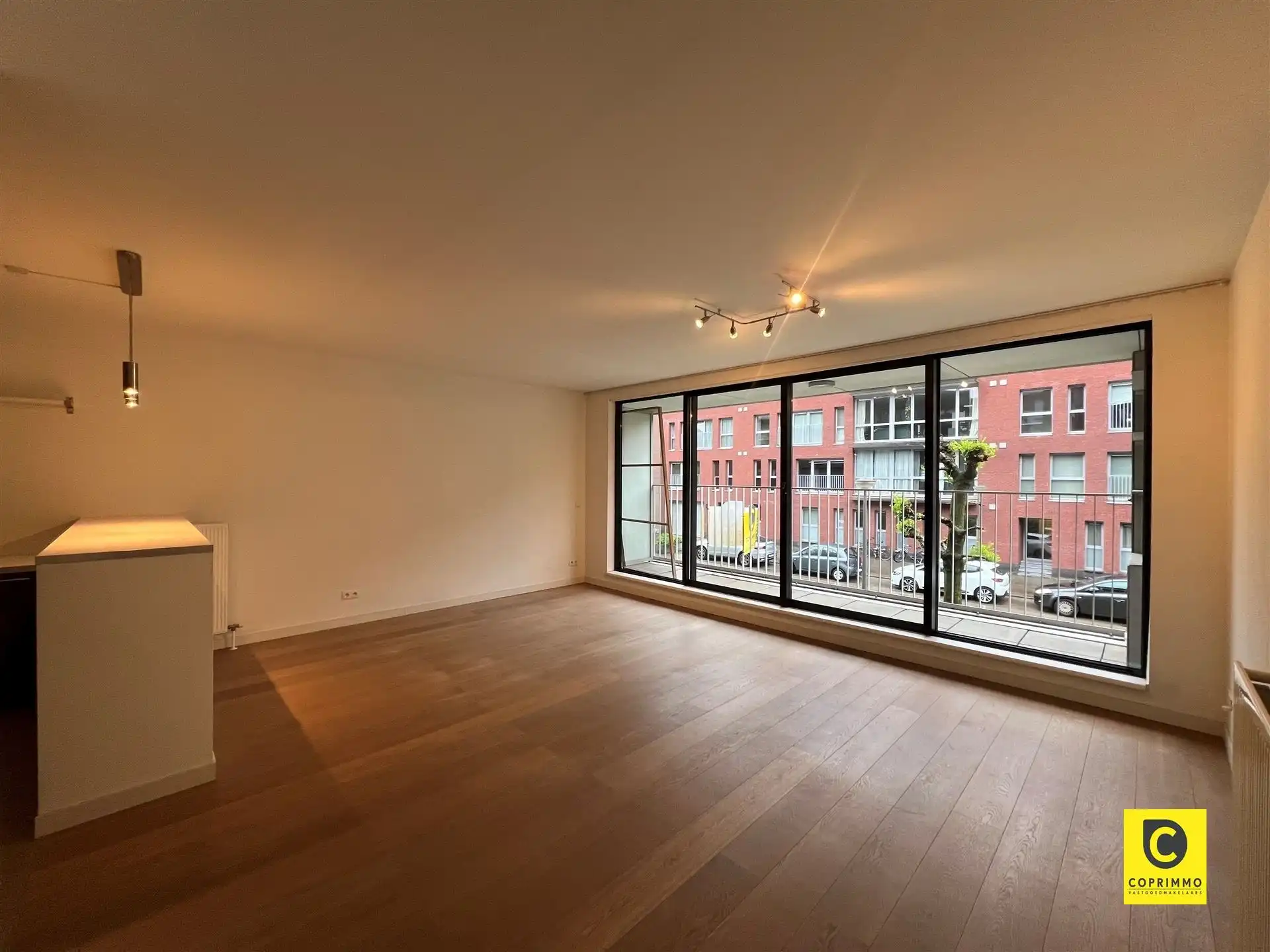 2slk appartement + terras en garagebox! foto 2