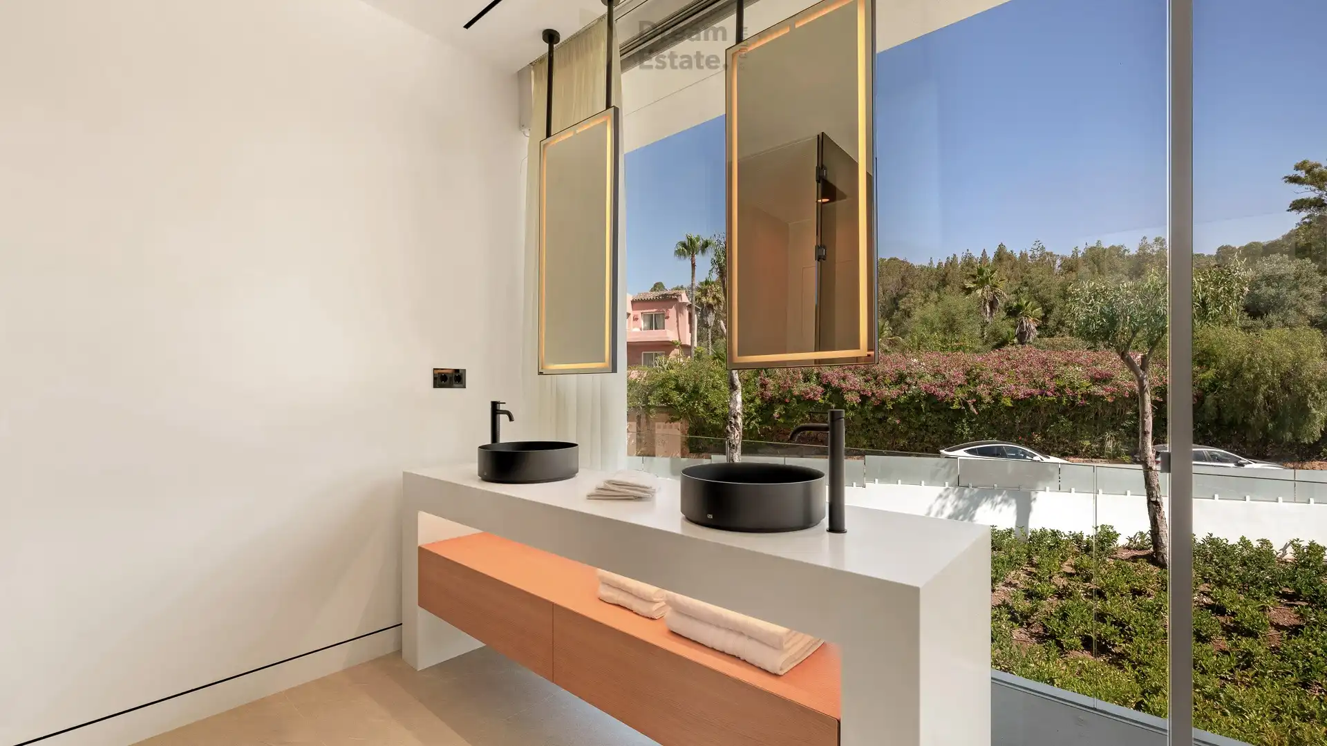 Top notch villa langs de Golden Mile met zicht op zee, Marbella. foto 14