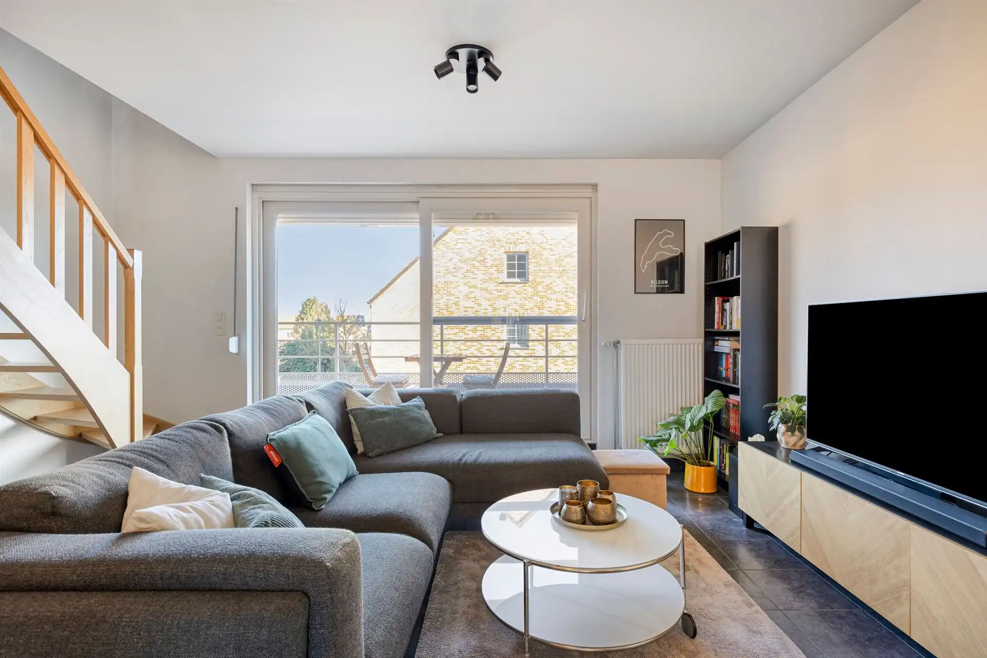 Prachtig duplex-appartement met 2 ruime slaapkamers foto 4