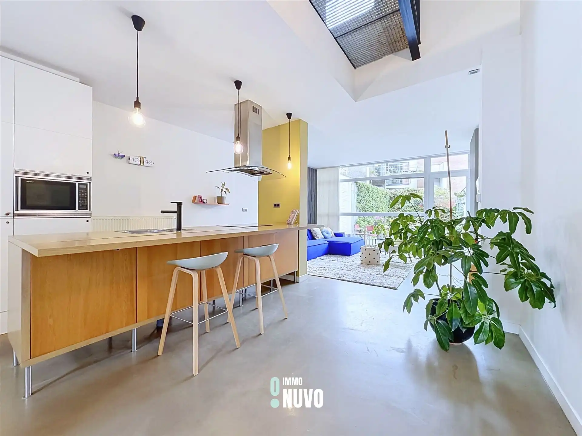Instapklare woning met gezellige stadstuin foto {{pictureIndex}}