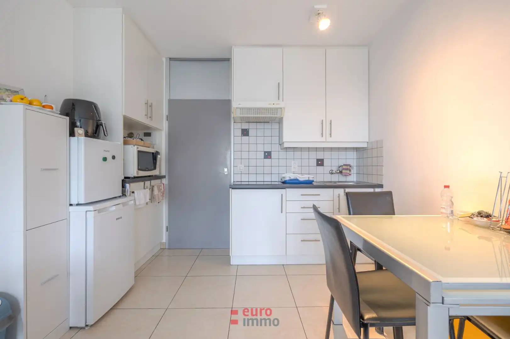 Gerenoveerde studio met zijdelings zeezicht in het centrum van Nieuwpoort foto 3