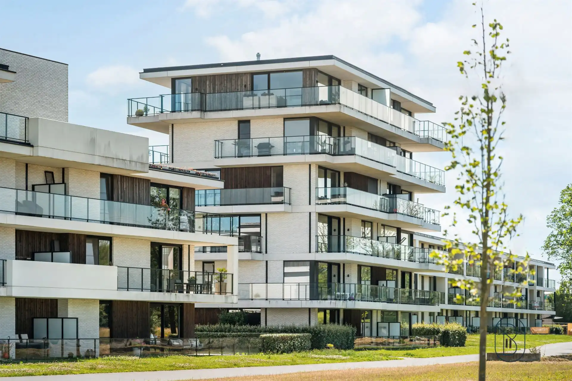 Subliem afwerkt penthouse met zicht op de Leie foto 9