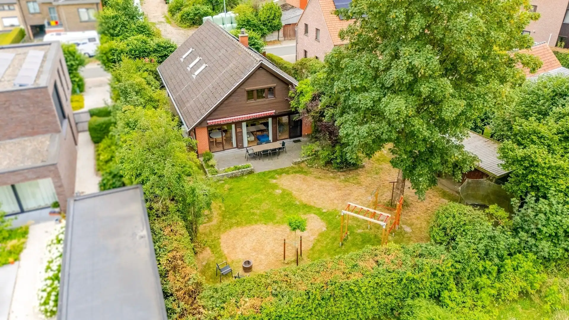 Karaktervollevrijstaande woning met EPC label A in Wichelen. foto 3